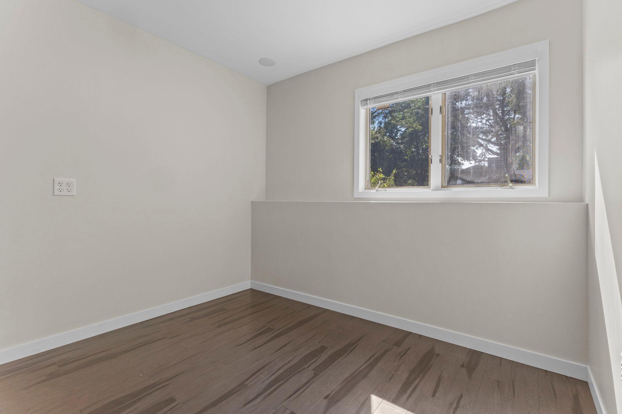 View of Residential at 403 Pierce Street, Minneapolis MN 55413, Minneapolis (35 of 76) - Mike Wilen | Minnesota Team Real Estate