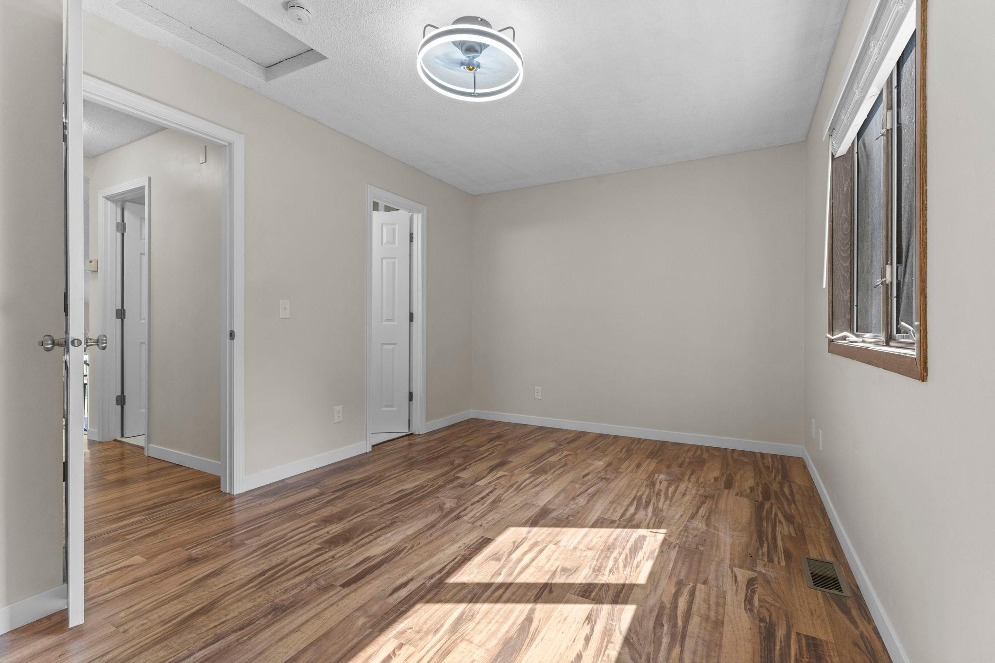 View of Residential at 403 Pierce Street, Minneapolis MN 55413, Minneapolis (26 of 76) - Mike Wilen | Minnesota Team Real Estate