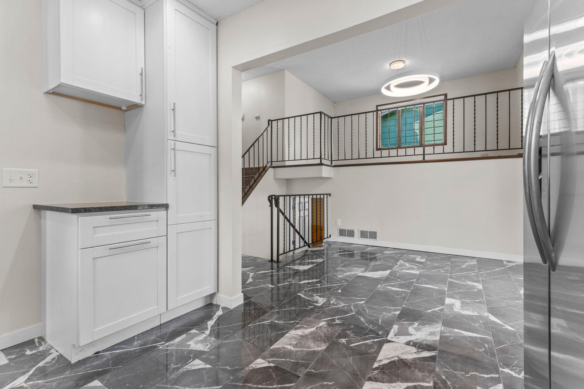 View of Residential at 403 Pierce Street, Minneapolis MN 55413, Minneapolis (14 of 76) - Mike Wilen | Minnesota Team Real Estate