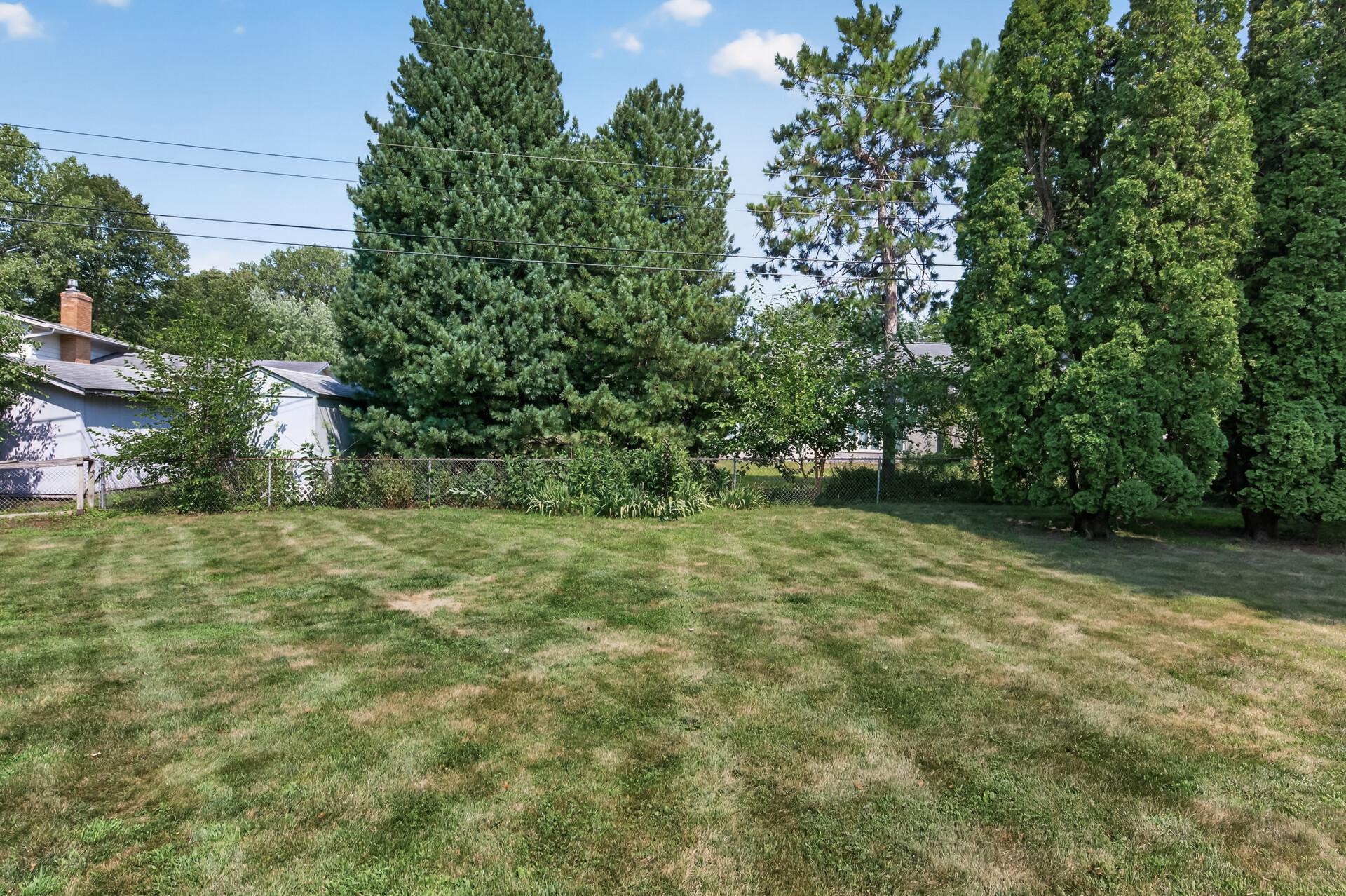 View of Residential at 420 Comstock Lane, Plymouth MN 55447, Plymouth (39 of 45) - Mike Wilen | Minnesota Team Real Estate