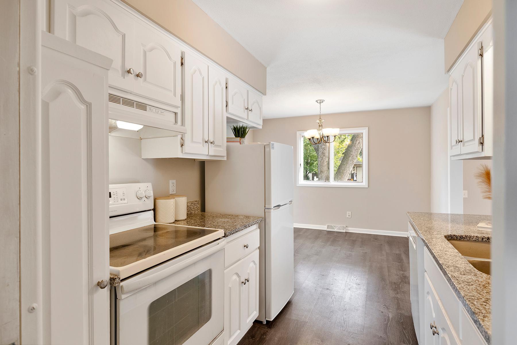 View of Residential at 6208 81st Avenue, Brooklyn Park MN 55443, Brooklyn Park (10 of 36) - Mike Wilen | Minnesota Team Real Estate