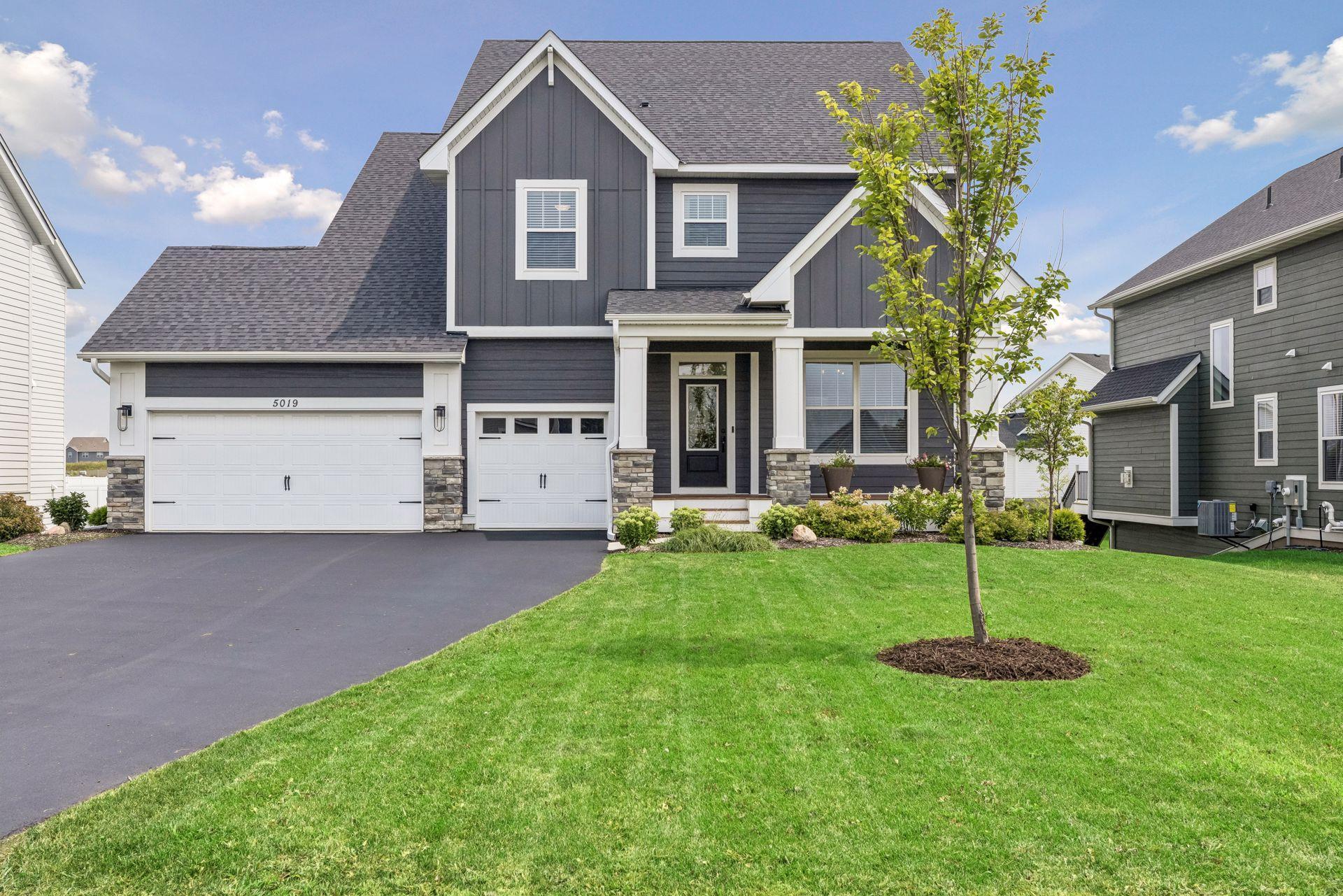 View of Residential at 5019 Airlake Drive, Woodbury MN 55129, Woodbury (2 of 40) - Mike Wilen | Minnesota Team Real Estate