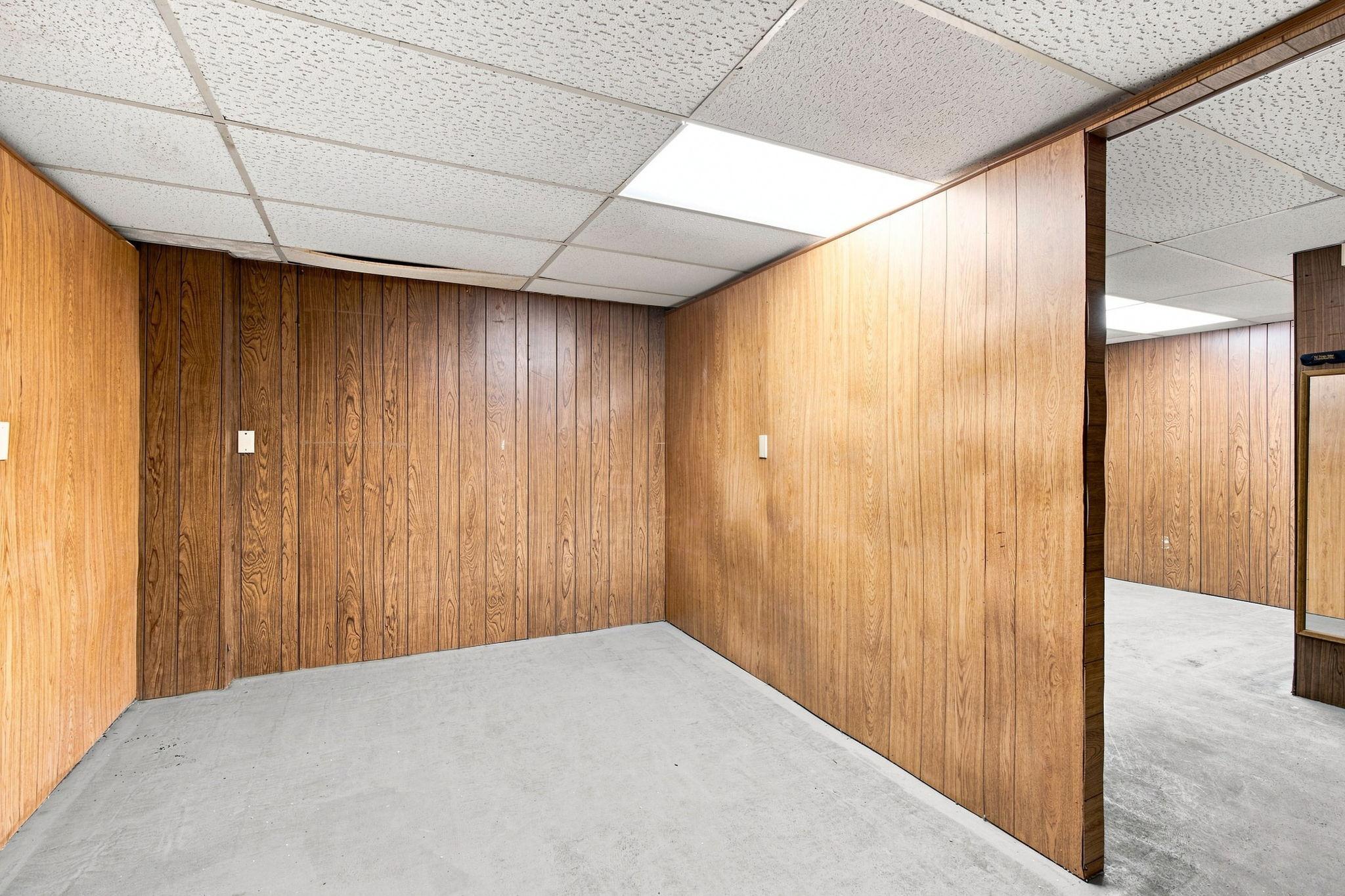 View of Commercial Sale at 980 Dale Street, Saint Paul MN 55117, Saint Paul (34 of 49) - Mike Wilen | Minnesota Team Real Estate