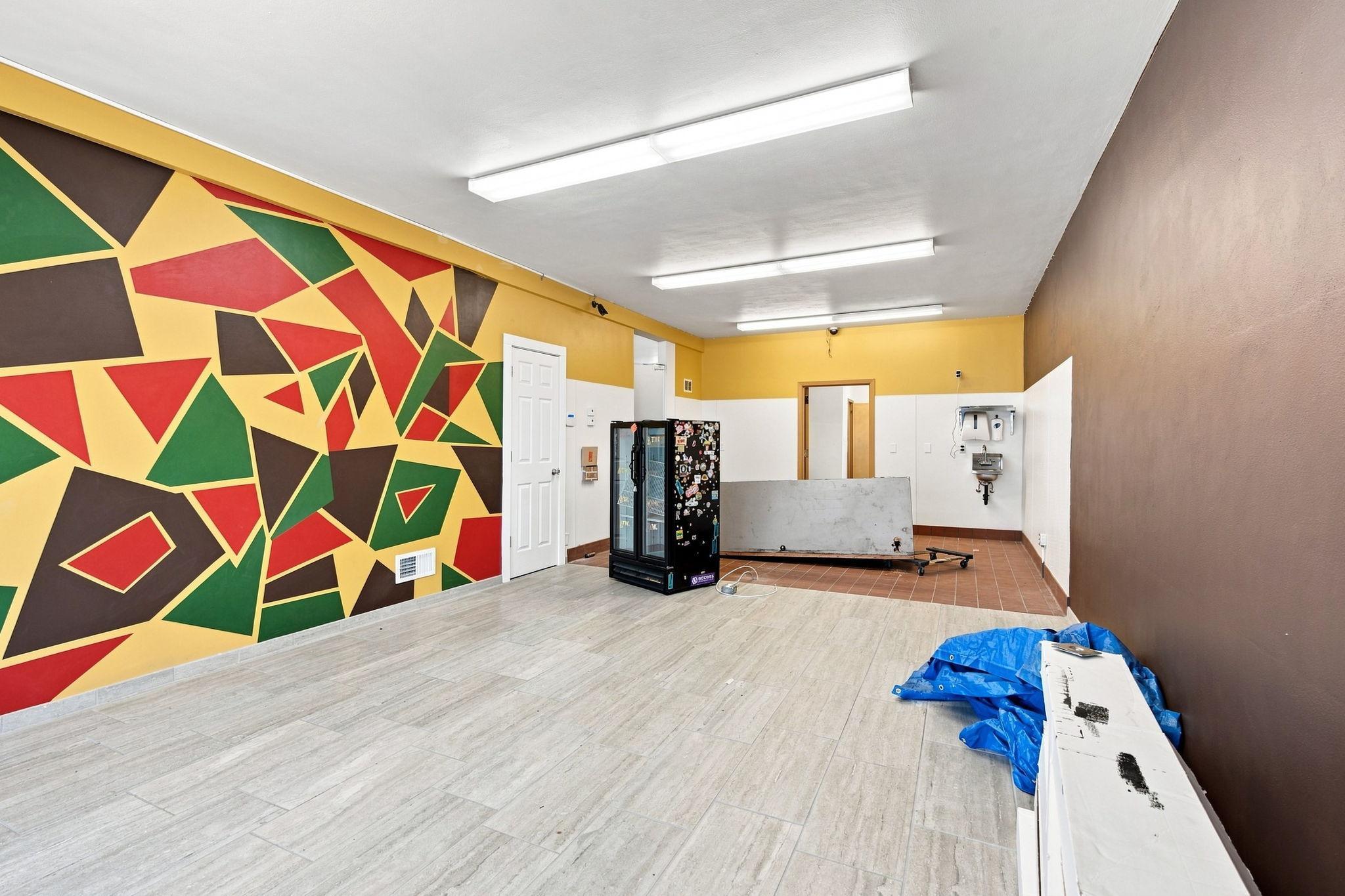 View of Commercial Sale at 980 Dale Street, Saint Paul MN 55117, Saint Paul (15 of 49) - Mike Wilen | Minnesota Team Real Estate