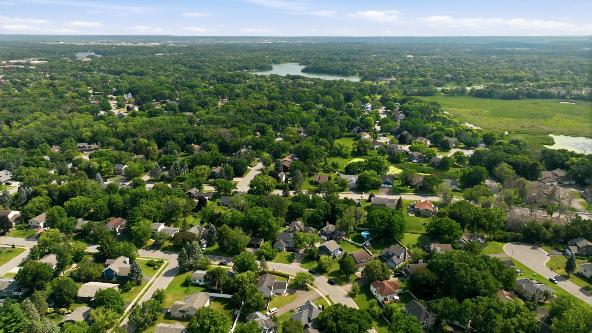 View of Residential at 17604 Lorence Way, Eden Prairie MN 55346, Eden Prairie (41 of 43) - Mike Wilen | Minnesota Team Real Estate