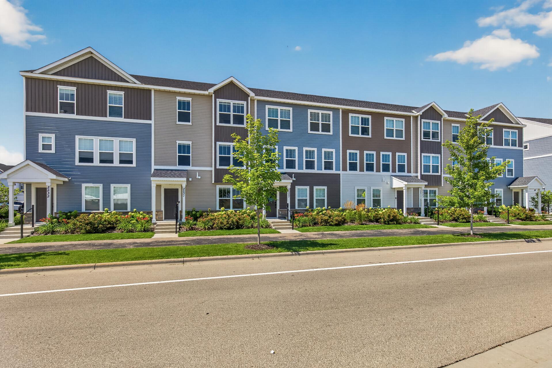 View of Residential at 2531 Paddock Path, Shakopee MN 55379, Shakopee (2 of 28) - Mike Wilen | Minnesota Team Real Estate