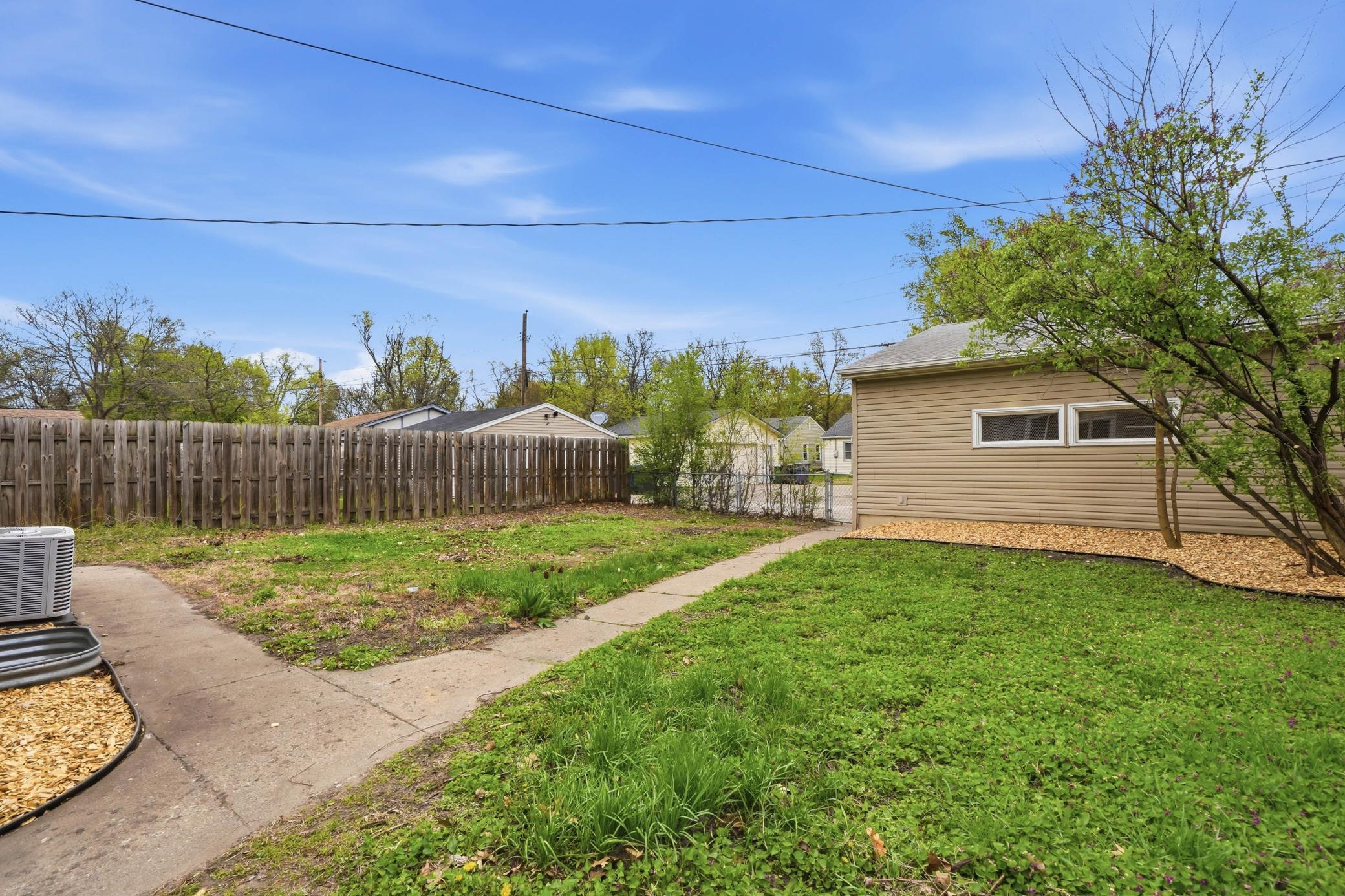 View of Residential at 5148 Logan Avenue, Minneapolis MN 55430, Minneapolis (27 of 29) - Mike Wilen | Minnesota Team Real Estate