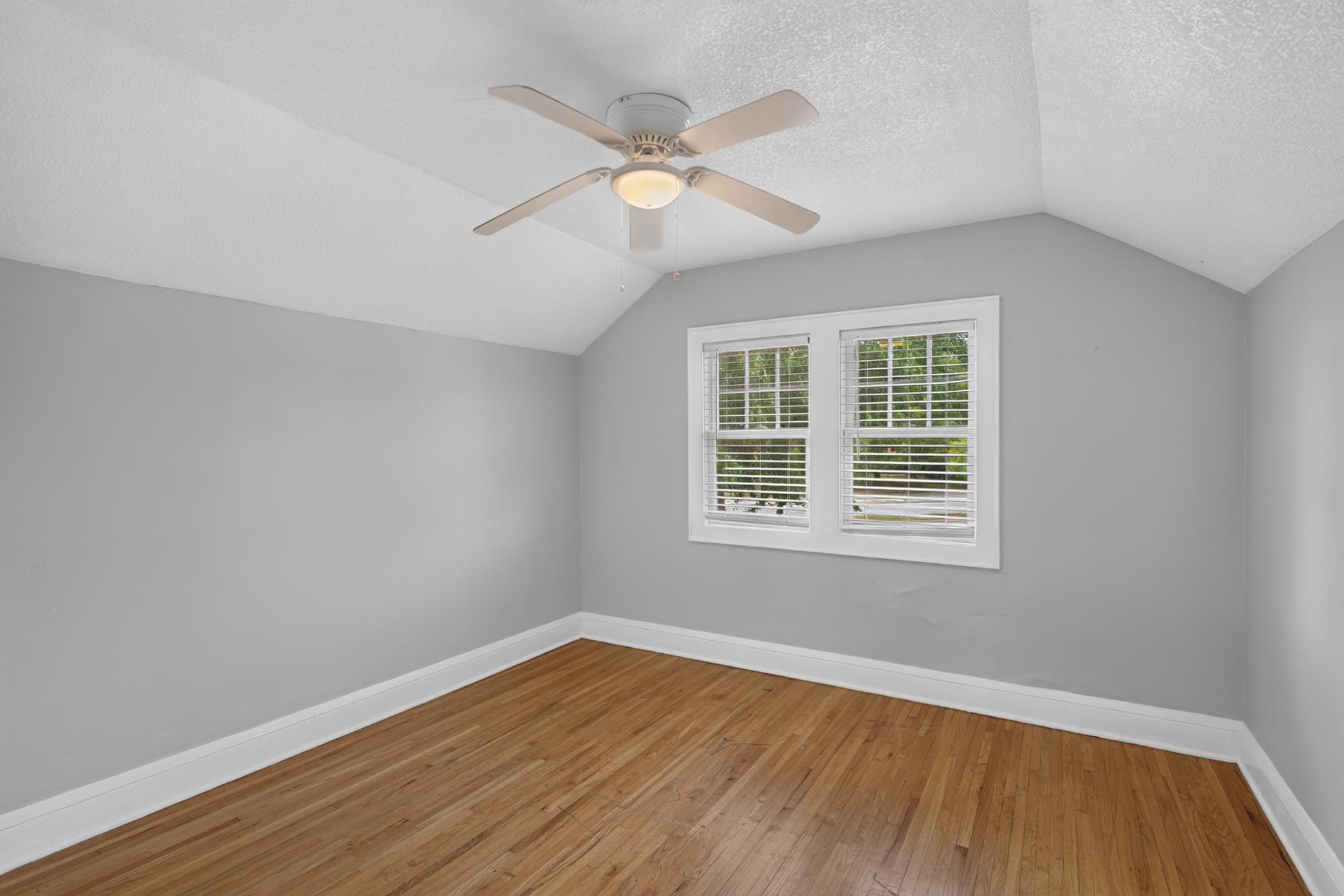 View of Residential at 2946 Vincent Avenue, Minneapolis MN 55411, Minneapolis (23 of 36) - Mike Wilen | Minnesota Team Real Estate