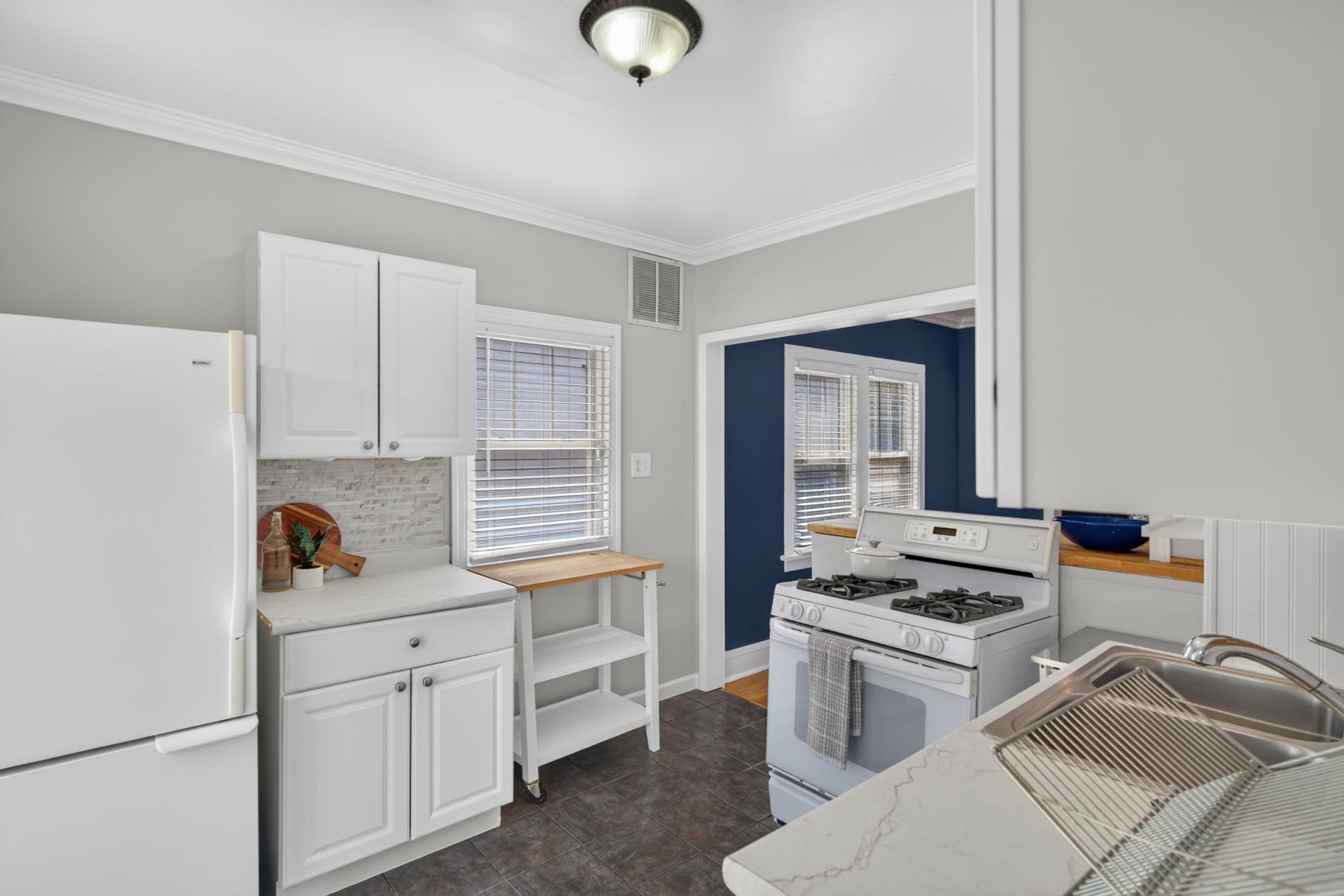 View of Residential at 2946 Vincent Avenue, Minneapolis MN 55411, Minneapolis (14 of 36) - Mike Wilen | Minnesota Team Real Estate