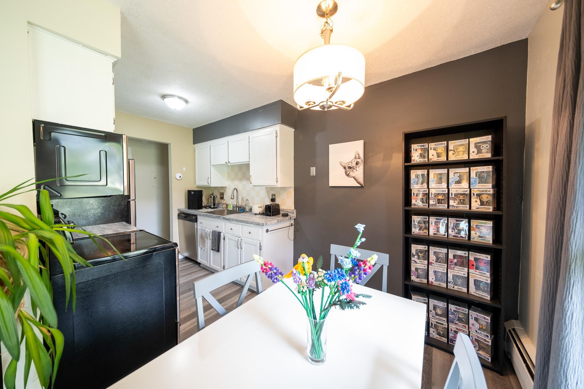 View of Residential at 917 11th Avenue #2, Hopkins MN 55343, Hopkins (9 of 17) - Mike Wilen | Minnesota Team Real Estate
