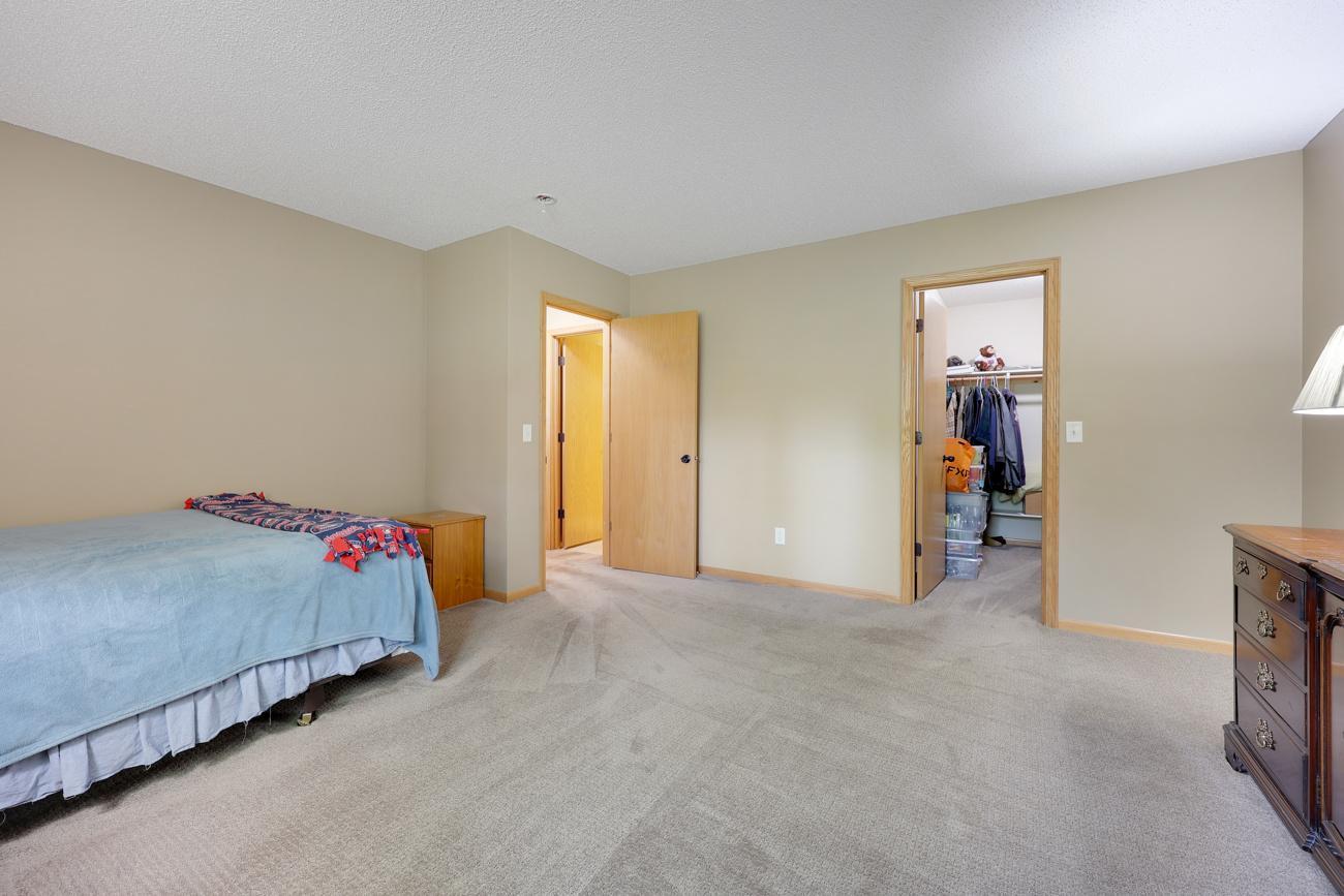 View of Residential at 13230 Galena Way, Apple Valley MN 55124, Apple Valley (23 of 28) - Mike Wilen | Minnesota Team Real Estate