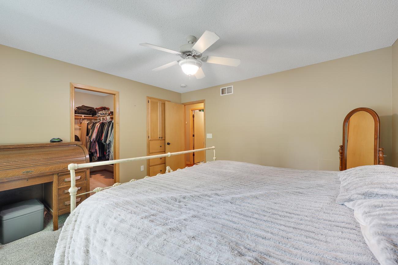 View of Residential at 13230 Galena Way, Apple Valley MN 55124, Apple Valley (15 of 28) - Mike Wilen | Minnesota Team Real Estate