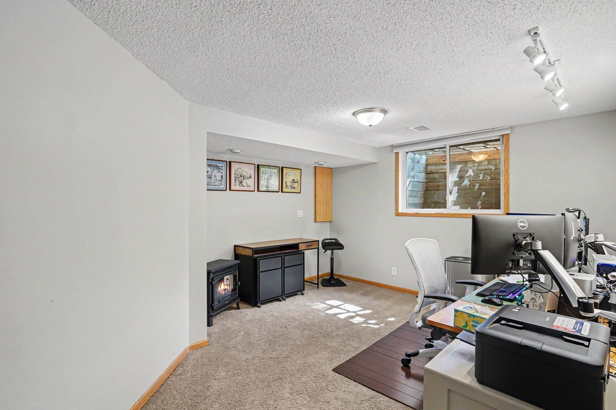 View of Residential at 11501 Keating Avenue, Burnsville MN 55337, Burnsville (24 of 31) - Mike Wilen | Minnesota Team Real Estate