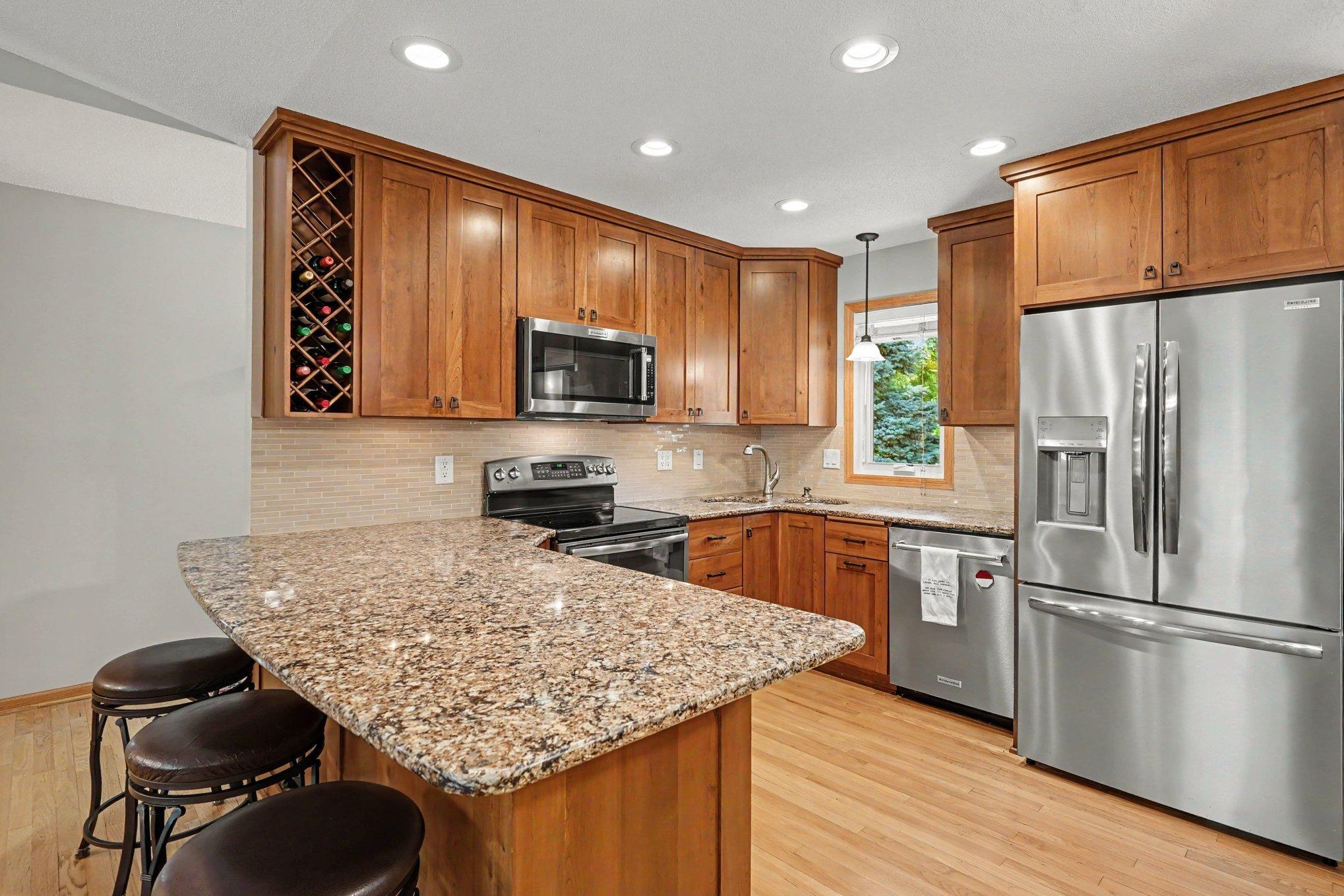 View of Residential at 11501 Keating Avenue, Burnsville MN 55337, Burnsville (9 of 31) - Mike Wilen | Minnesota Team Real Estate