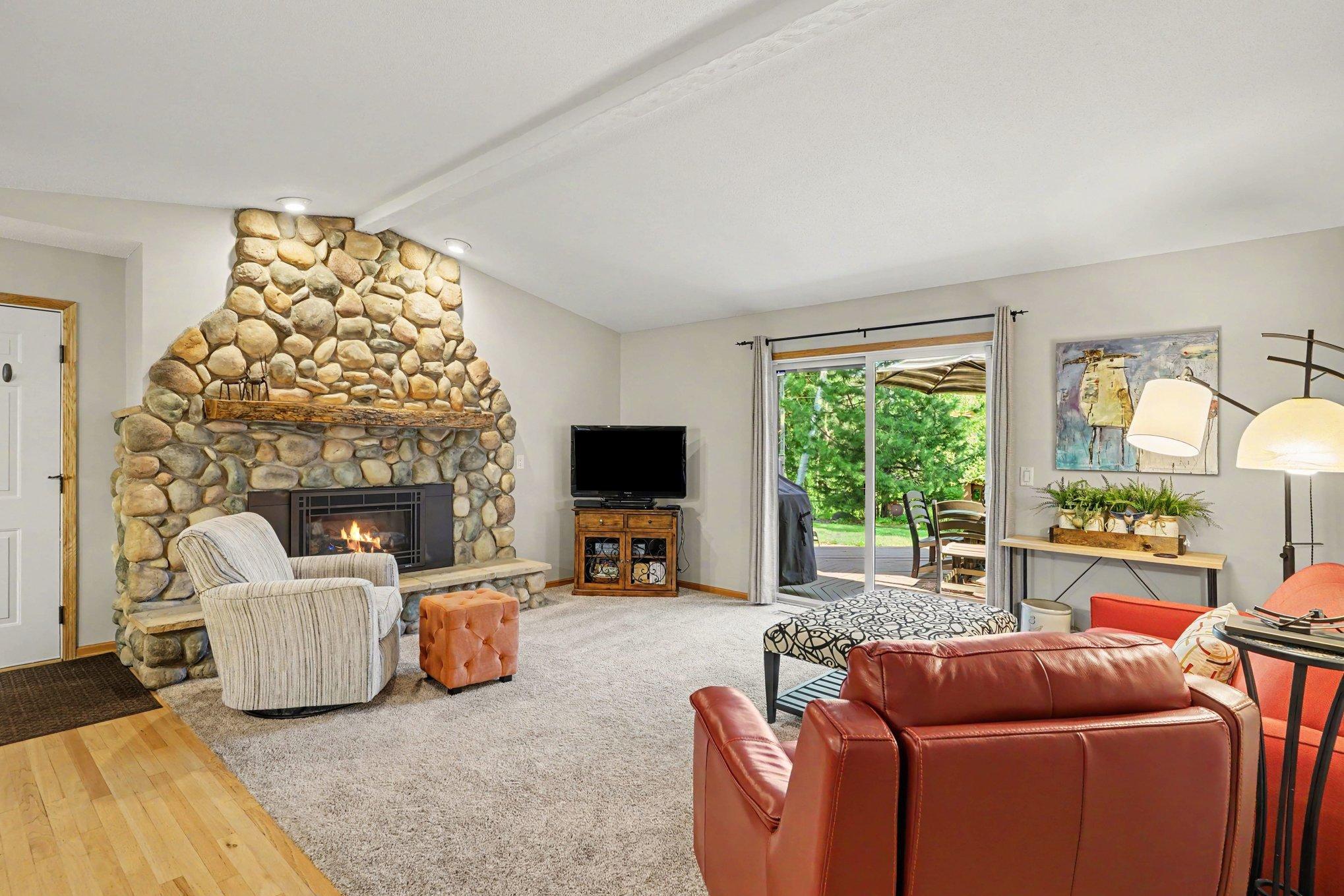 View of Residential at 11501 Keating Avenue, Burnsville MN 55337, Burnsville (6 of 31) - Mike Wilen | Minnesota Team Real Estate