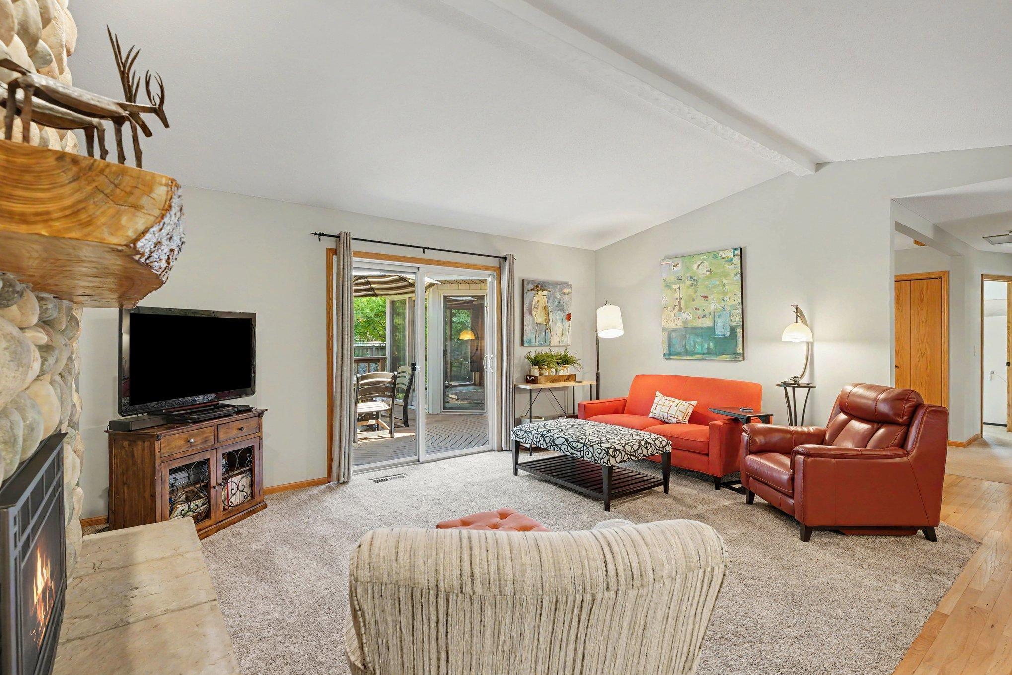 View of Residential at 11501 Keating Avenue, Burnsville MN 55337, Burnsville (5 of 31) - Mike Wilen | Minnesota Team Real Estate