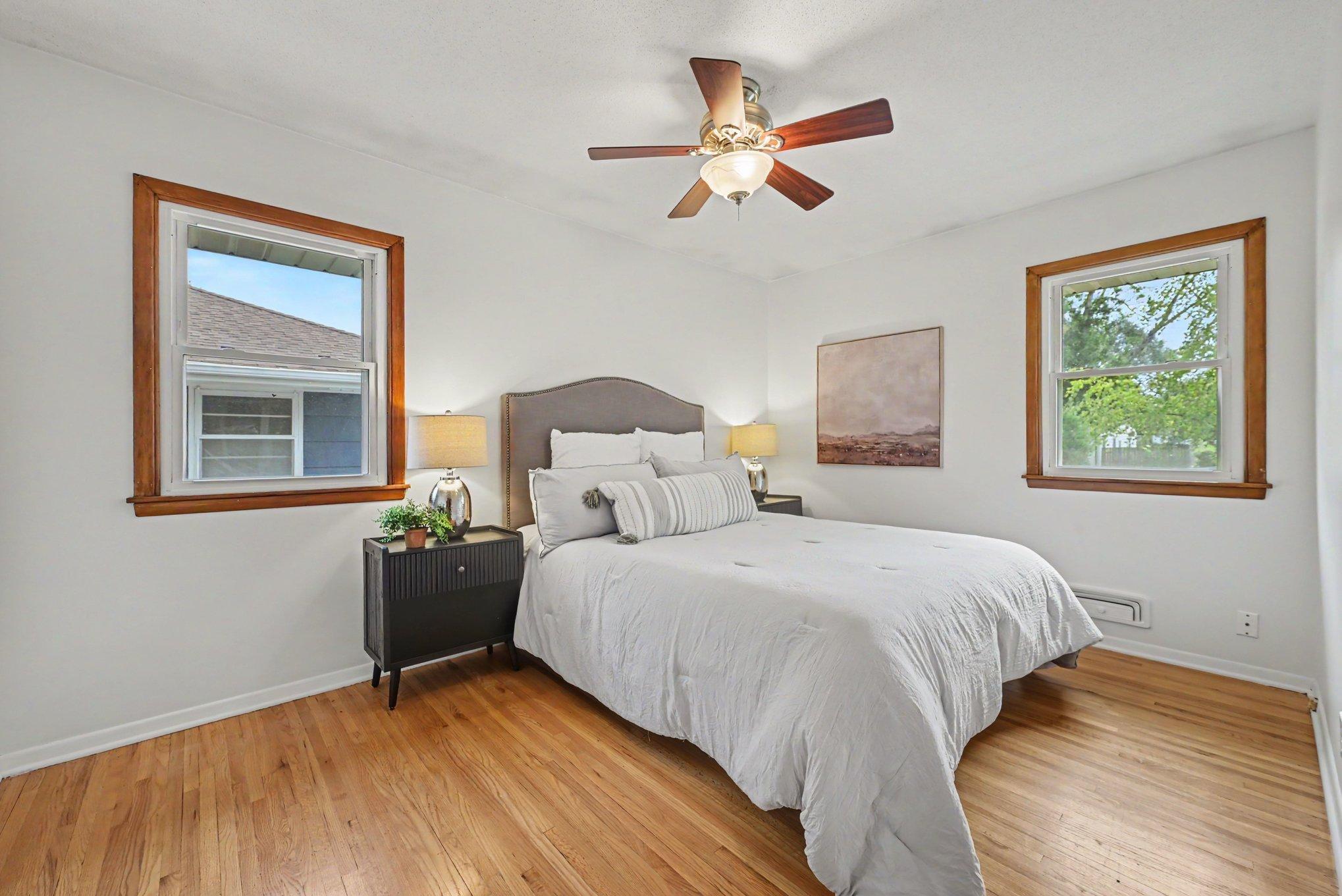 View of Residential at 2733 Parkview Boulevard, Robbinsdale MN 55422, Robbinsdale (12 of 19) - Mike Wilen | Minnesota Team Real Estate