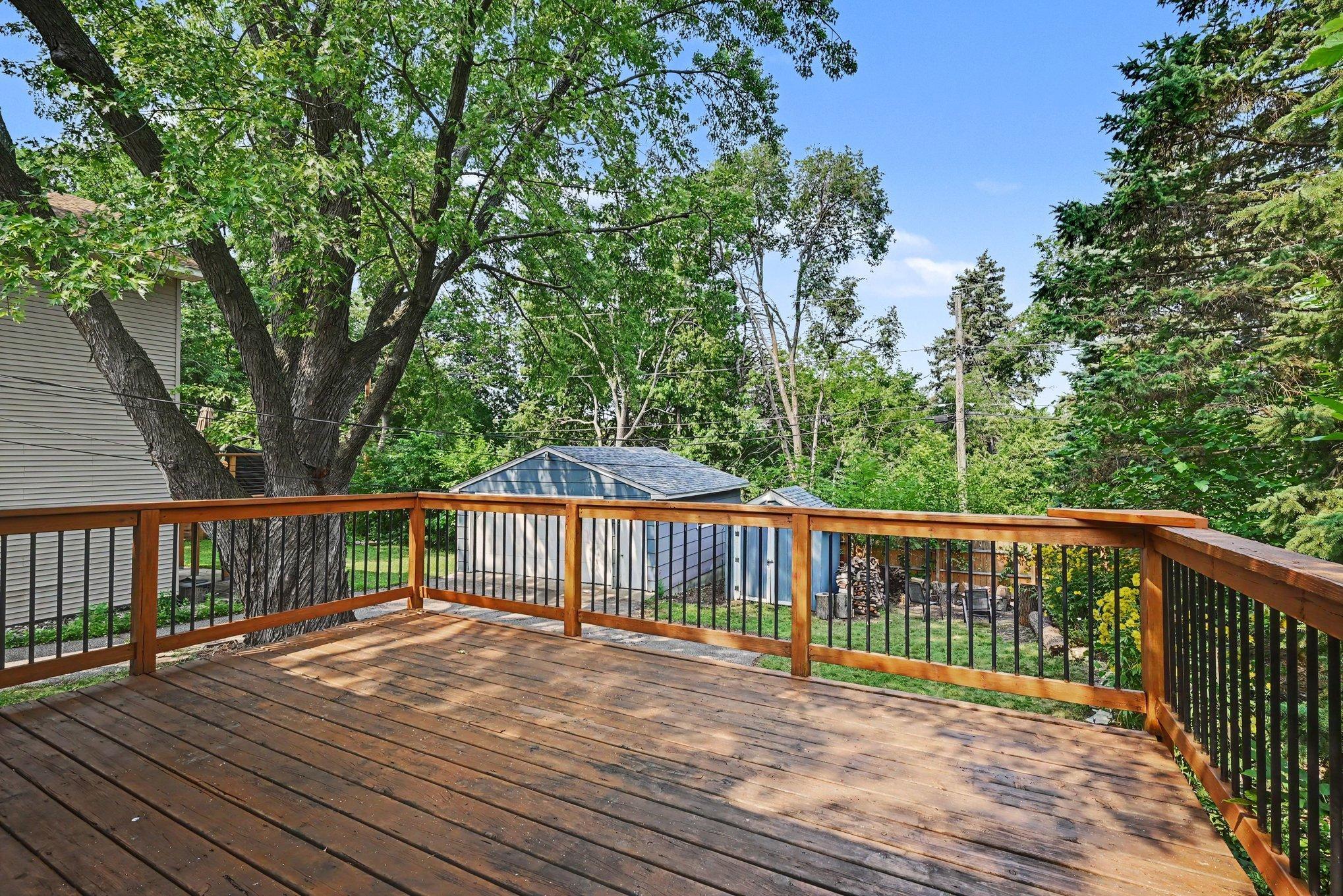 View of Residential at 2733 Parkview Boulevard, Robbinsdale MN 55422, Robbinsdale (9 of 19) - Mike Wilen | Minnesota Team Real Estate