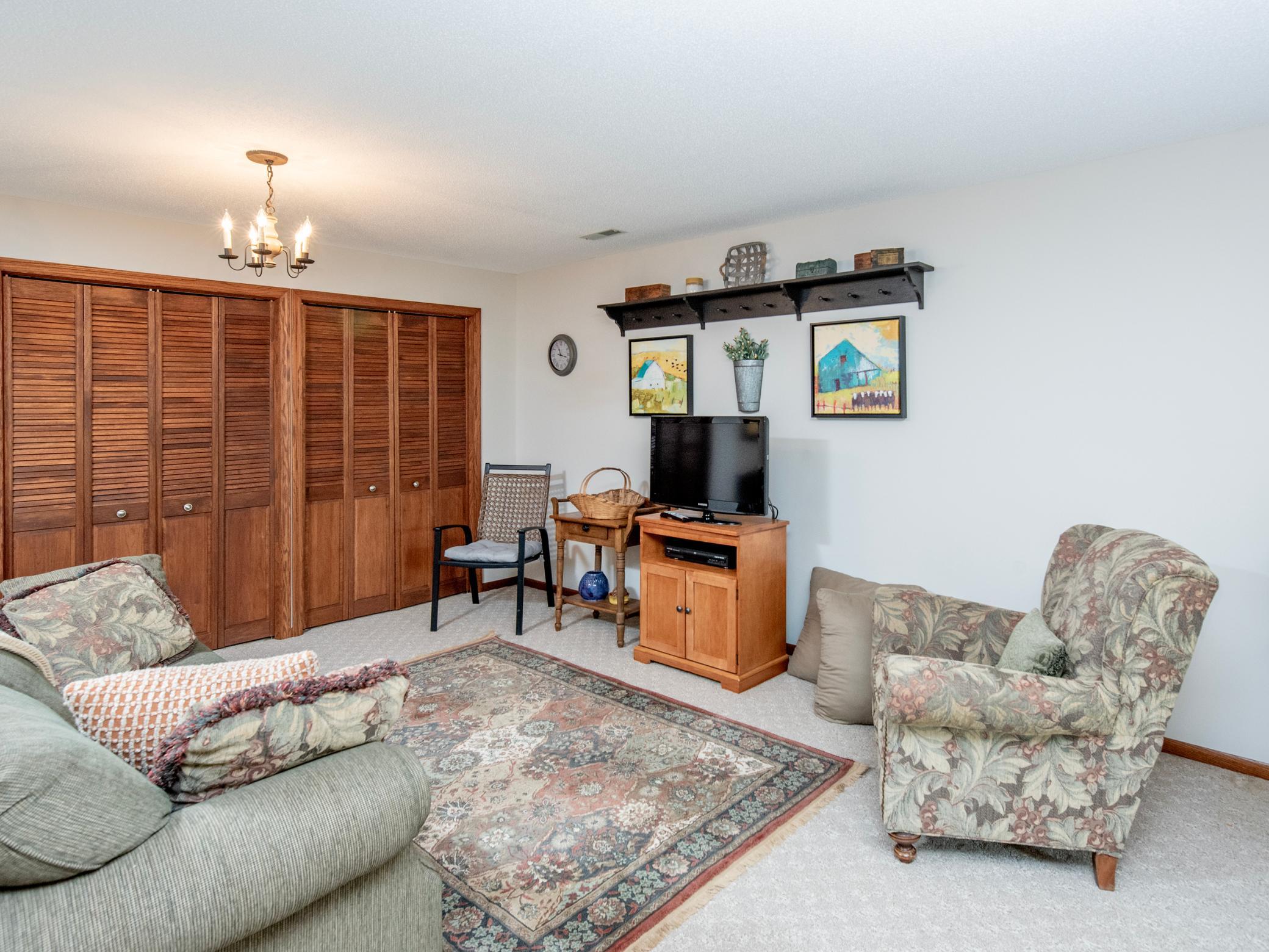 View of Residential at 6256 Lynn Way, Woodbury MN 55129, Woodbury (27 of 53) - Mike Wilen | Minnesota Team Real Estate