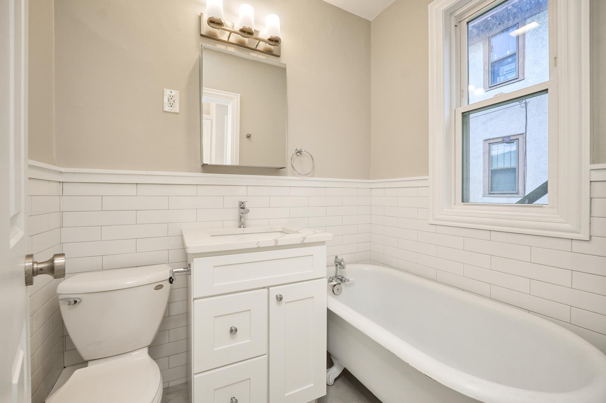 View of Residential Income at 3040 Fremont Avenue, Minneapolis MN 55408, Minneapolis (22 of 55) - Mike Wilen | Minnesota Team Real Estate