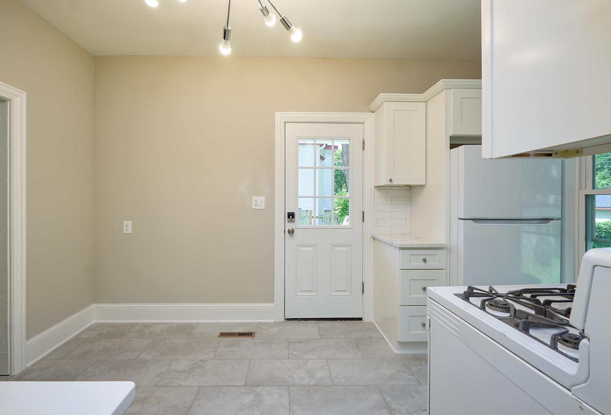 View of Residential Income at 3040 Fremont Avenue, Minneapolis MN 55408, Minneapolis (12 of 55) - Mike Wilen | Minnesota Team Real Estate