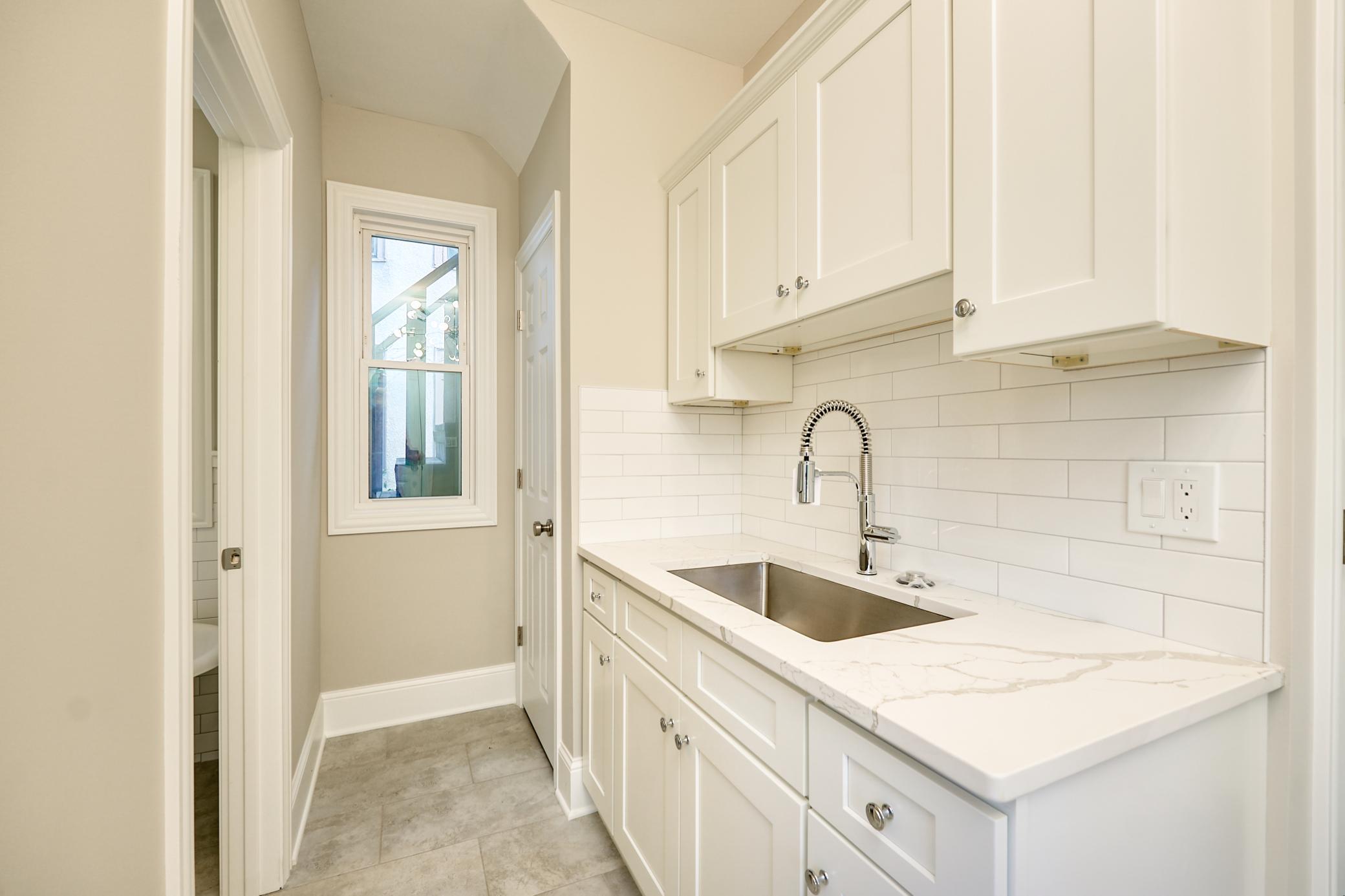 View of Residential Income at 3040 Fremont Avenue, Minneapolis MN 55408, Minneapolis (11 of 55) - Mike Wilen | Minnesota Team Real Estate