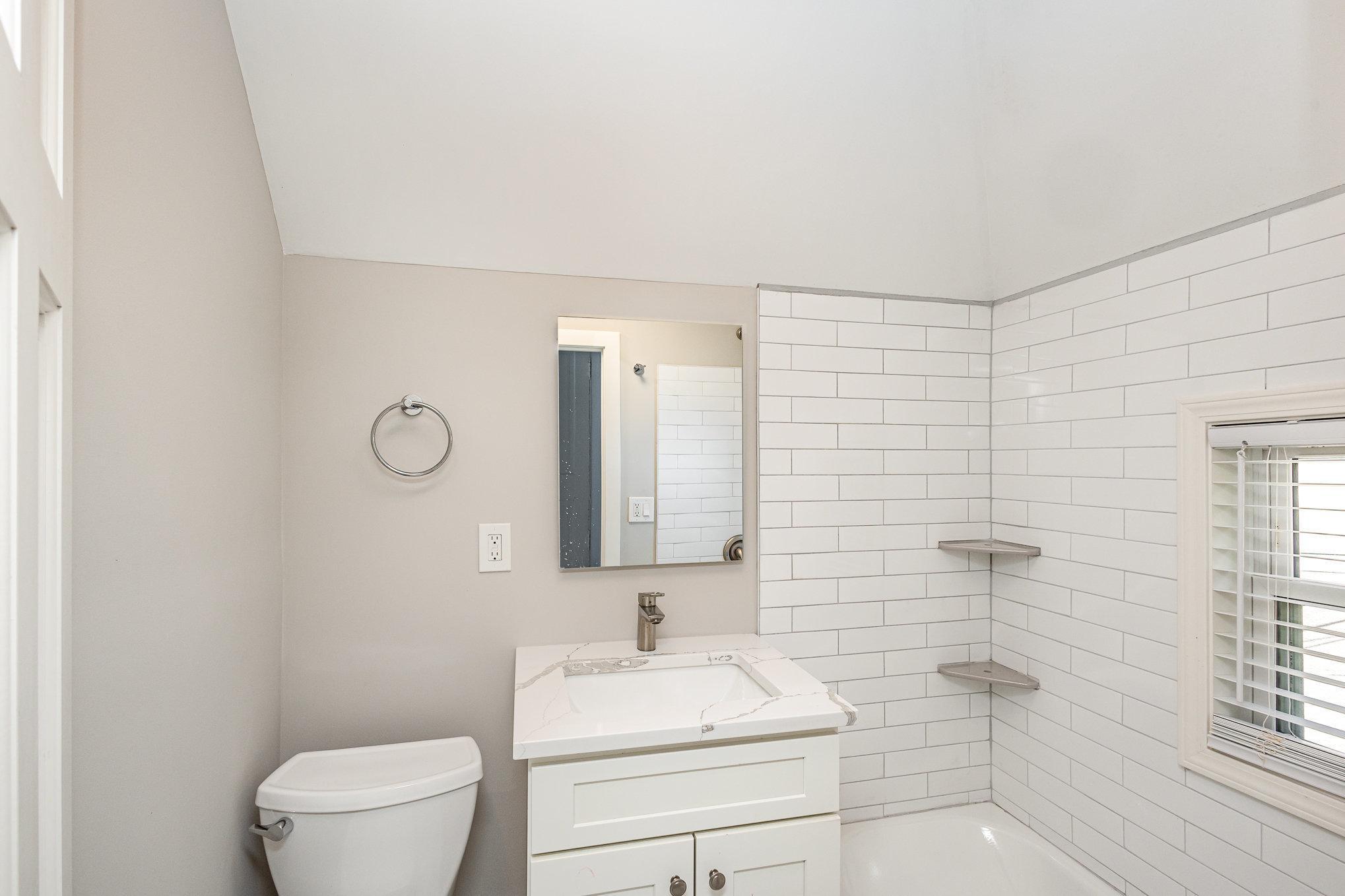 View of Residential Income at 3040 Fremont Avenue, Minneapolis MN 55408, Minneapolis (50 of 55) - Mike Wilen | Minnesota Team Real Estate