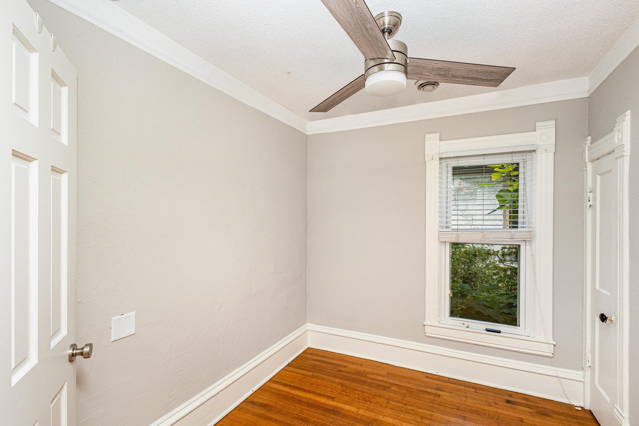 View of Residential Income at 3040 Fremont Avenue, Minneapolis MN 55408, Minneapolis (46 of 55) - Mike Wilen | Minnesota Team Real Estate