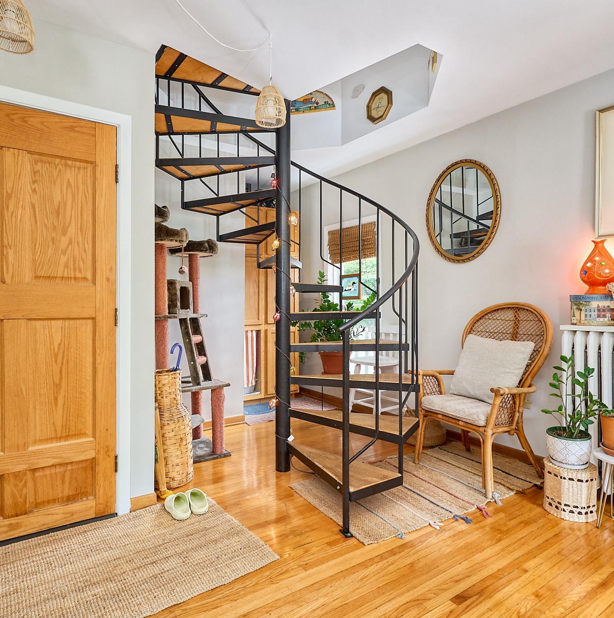 View of Residential Income at 3044 Fremont Avenue, Minneapolis MN 55408, Minneapolis (35 of 51) - Mike Wilen | Minnesota Team Real Estate