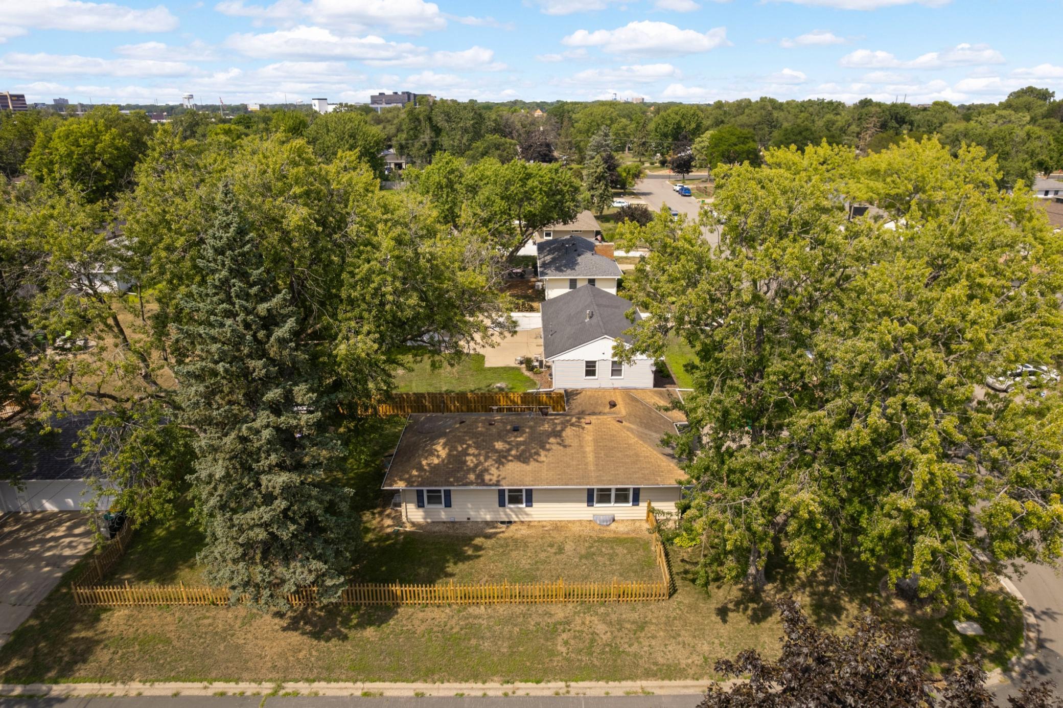 View of Residential at 8236 Dupont Avenue, Bloomington MN 55420, Bloomington (26 of 40) - Mike Wilen | Minnesota Team Real Estate