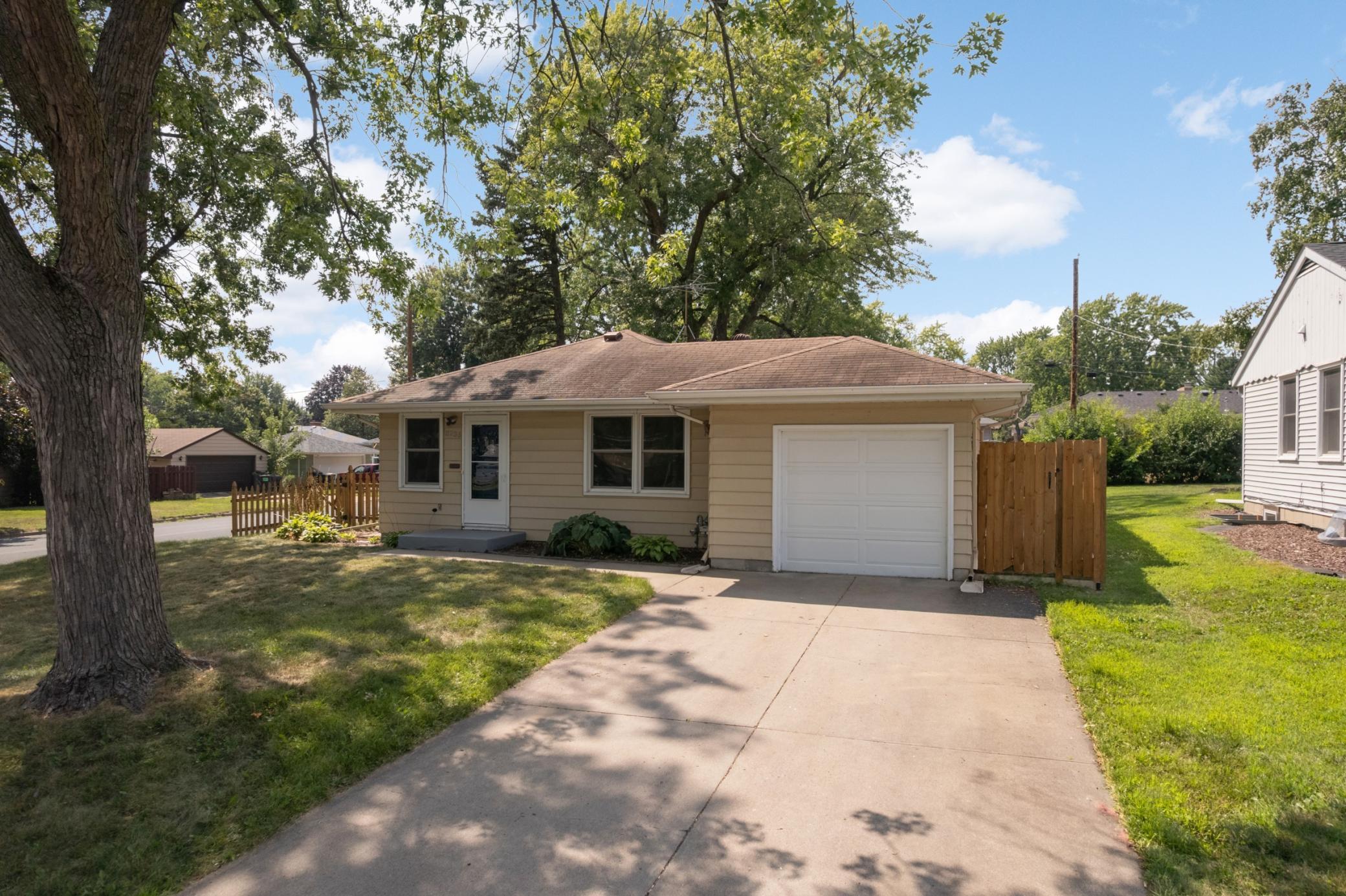 View of Residential at 8236 Dupont Avenue, Bloomington MN 55420, Bloomington (6 of 40) - Mike Wilen | Minnesota Team Real Estate