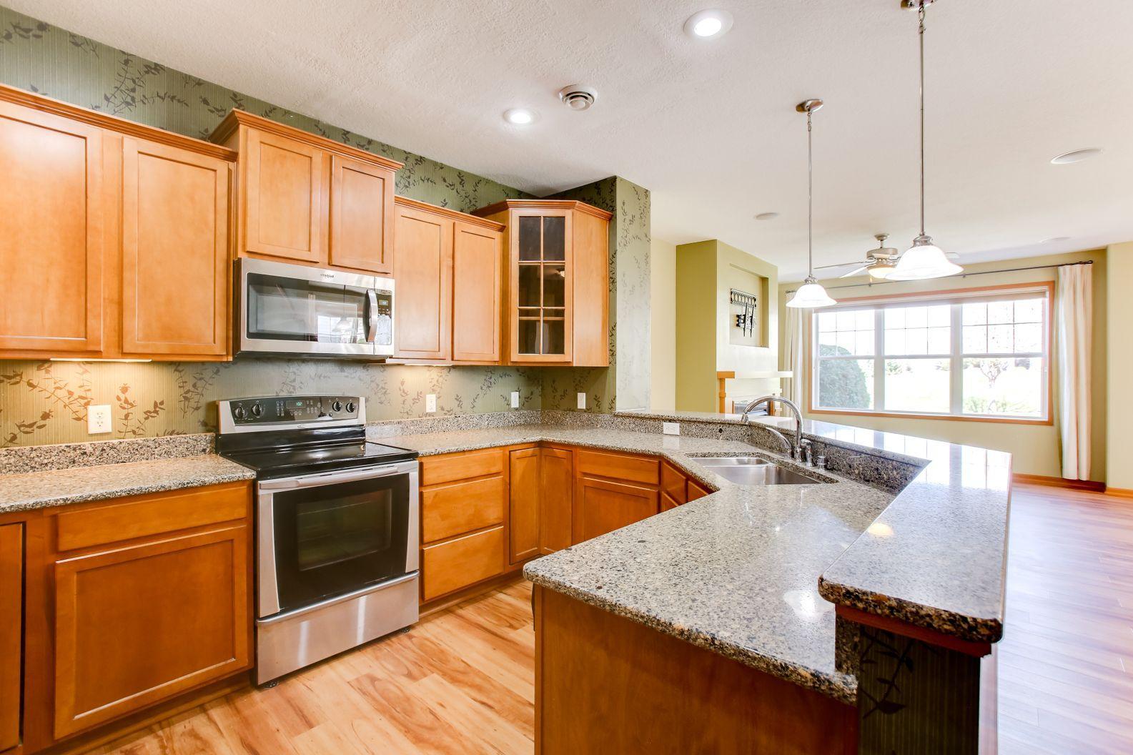 View of Residential at 3331 Cherry Lane #D, Woodbury MN 55129, Woodbury (15 of 47) - Mike Wilen | Minnesota Team Real Estate