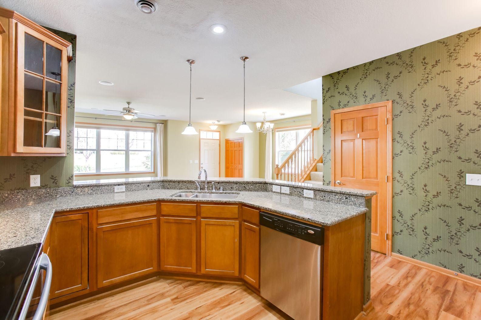 View of Residential at 3331 Cherry Lane #D, Woodbury MN 55129, Woodbury (13 of 47) - Mike Wilen | Minnesota Team Real Estate