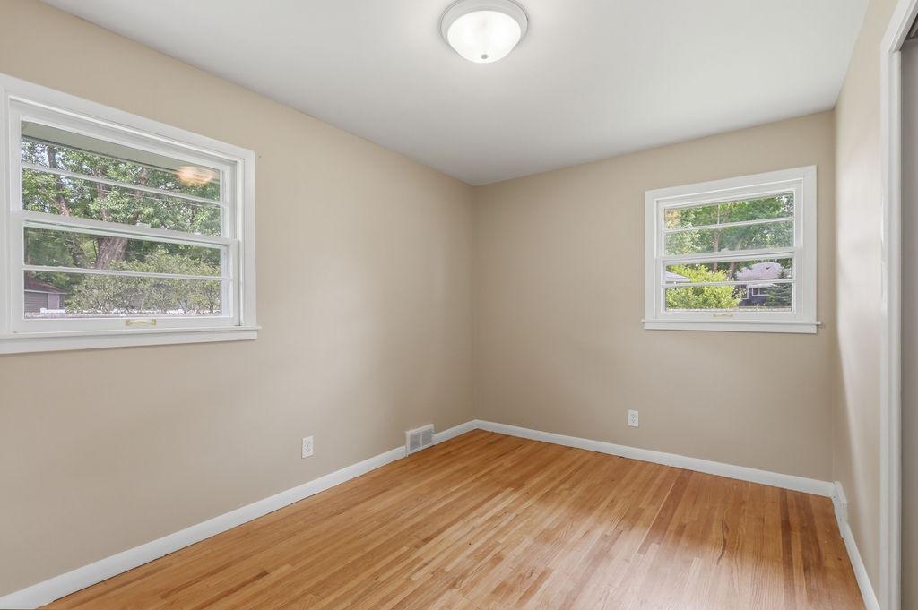 View of Residential at 961 37th Avenue, Columbia Heights MN 55421, Columbia Heights (8 of 31) - Mike Wilen | Minnesota Team Real Estate