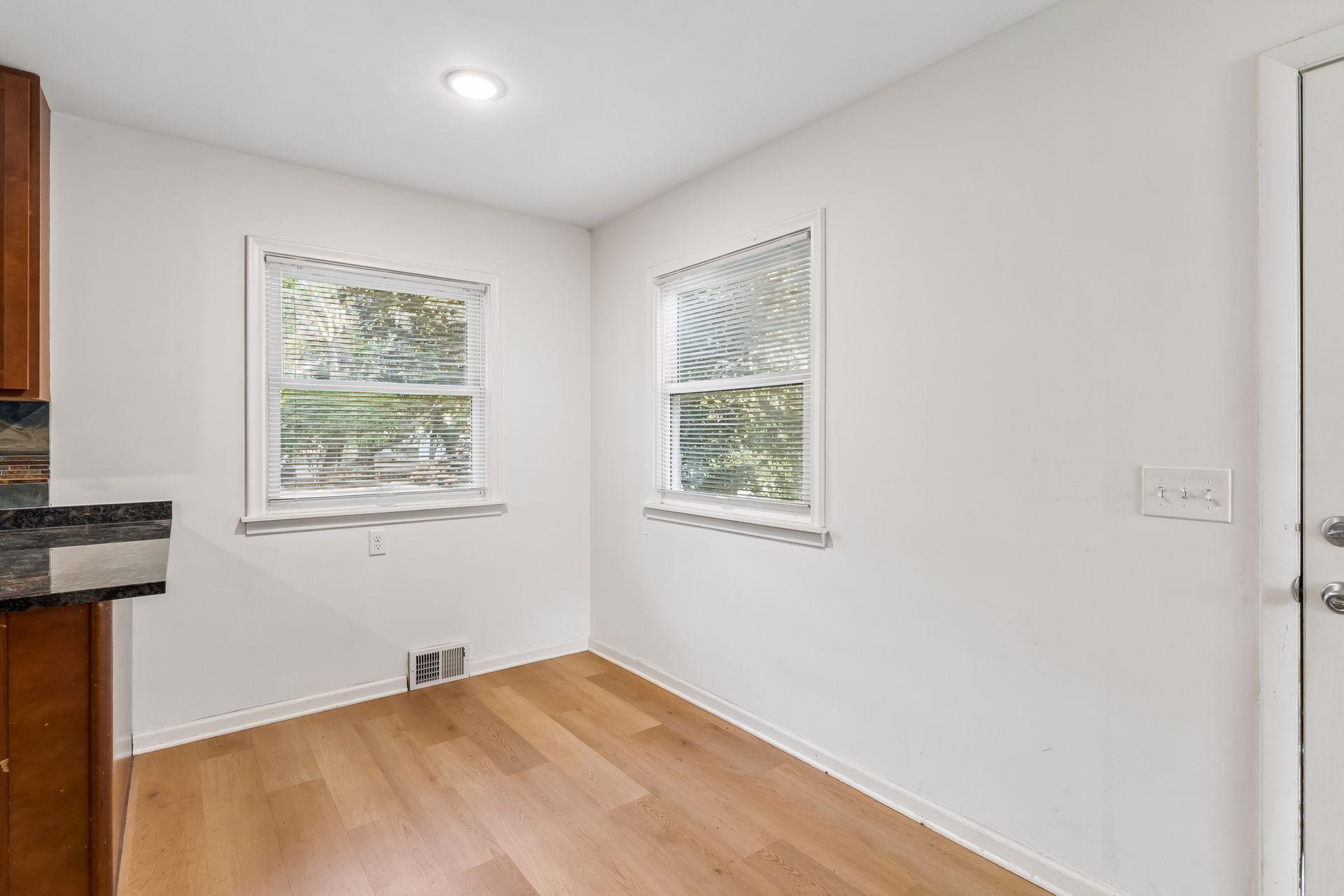 View of Residential at 409 Milton Street, Saint Paul MN 55102, Saint Paul (15 of 49) - Mike Wilen | Minnesota Team Real Estate