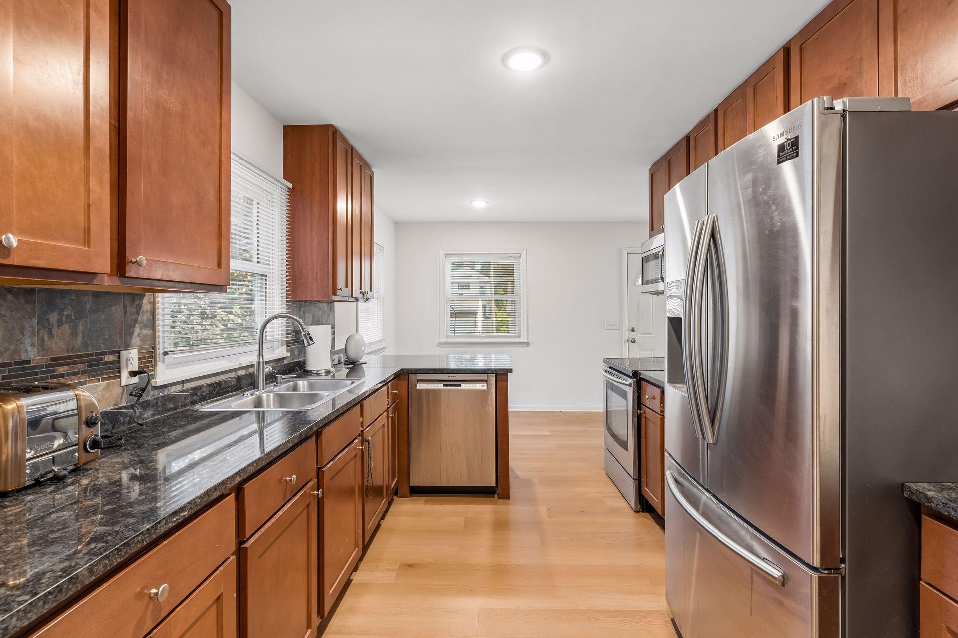 View of Residential at 409 Milton Street, Saint Paul MN 55102, Saint Paul (9 of 49) - Mike Wilen | Minnesota Team Real Estate