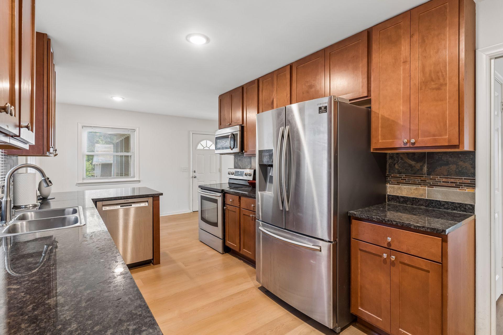 View of Residential at 409 Milton Street, Saint Paul MN 55102, Saint Paul (8 of 49) - Mike Wilen | Minnesota Team Real Estate