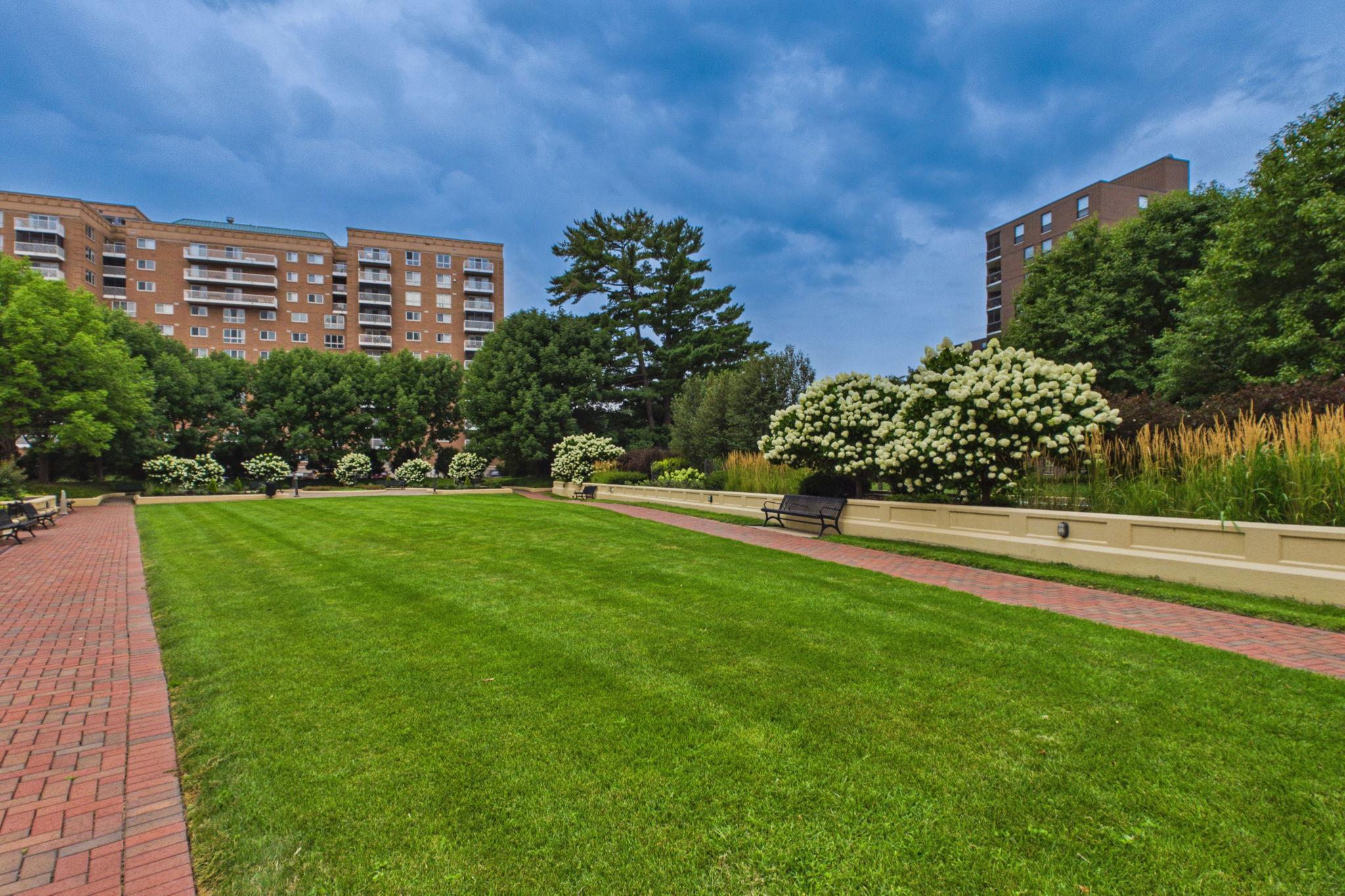 View of Residential at 6600 Lyndale Avenue #1206, Richfield MN 55423, Richfield (21 of 39) - Mike Wilen | Minnesota Team Real Estate