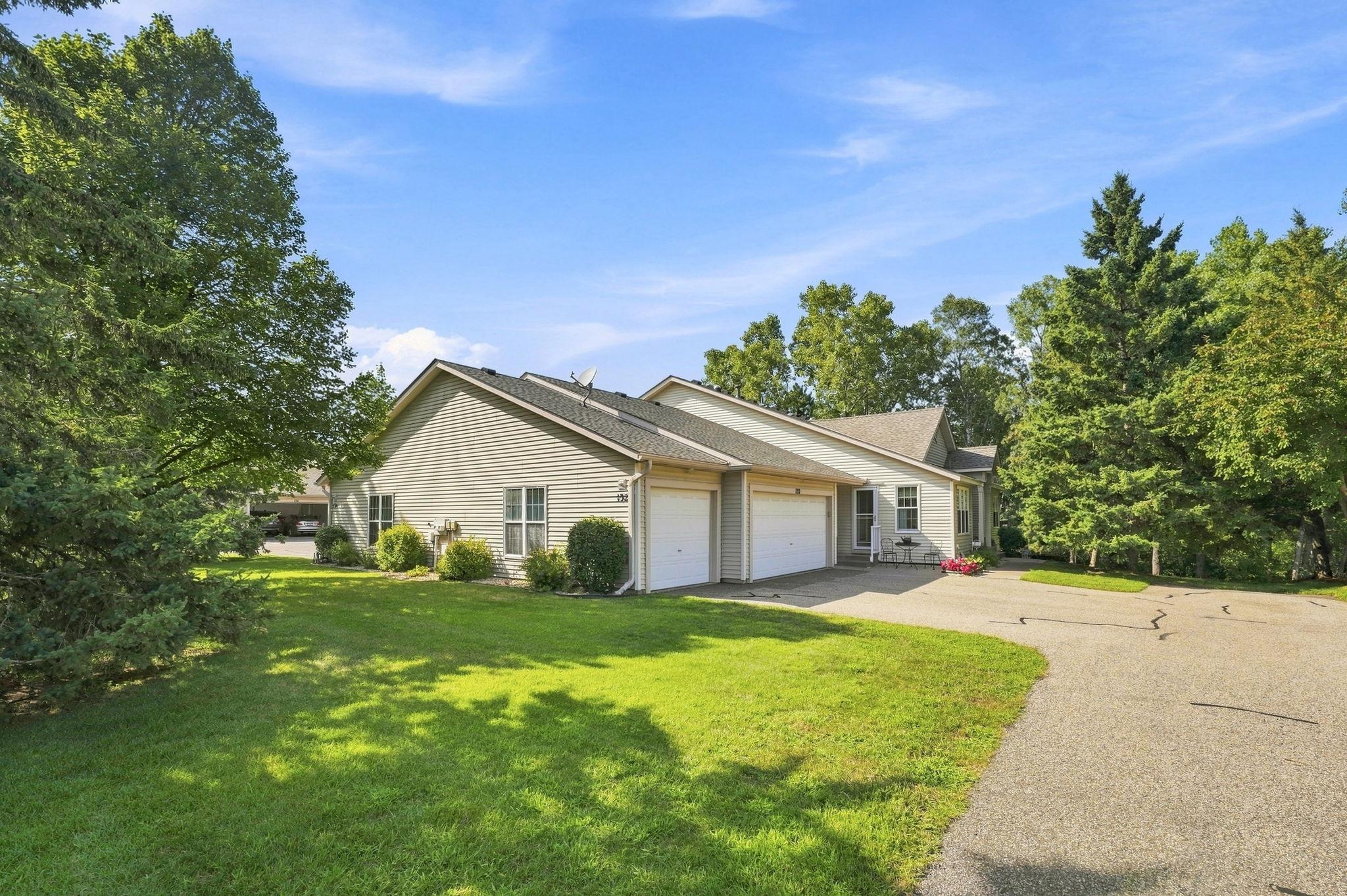 View of (TH) Side x Side at 132 Wedgewood Court, Mahtomedi - Mike Wilen | Minnesota Team Real Estate