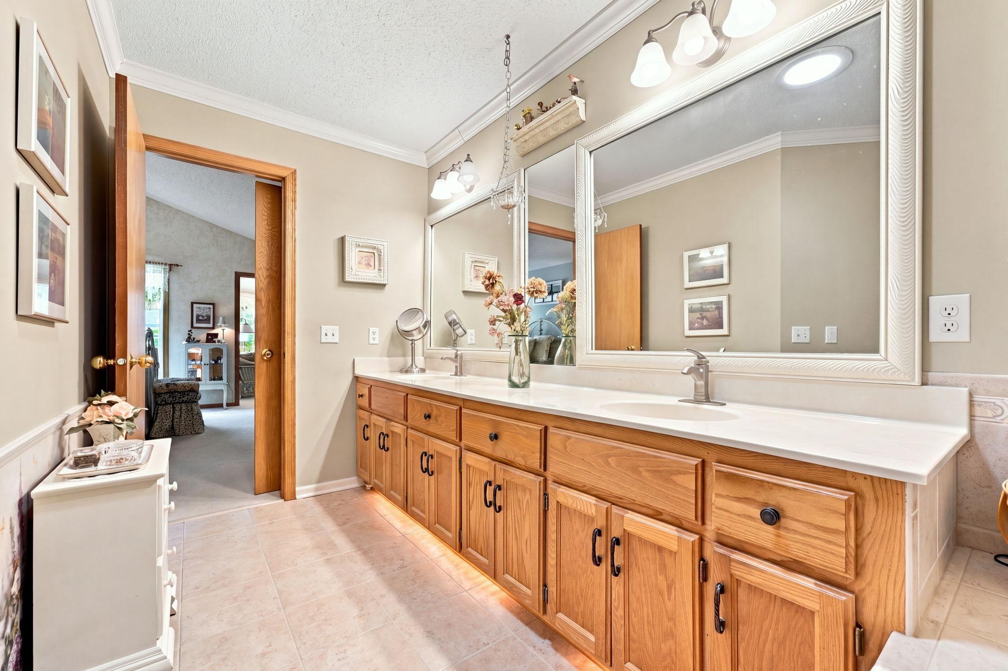 View of Residential at 132 Wedgewood Court, Mahtomedi MN 55115, Mahtomedi (37 of 52) - Mike Wilen | Minnesota Team Real Estate