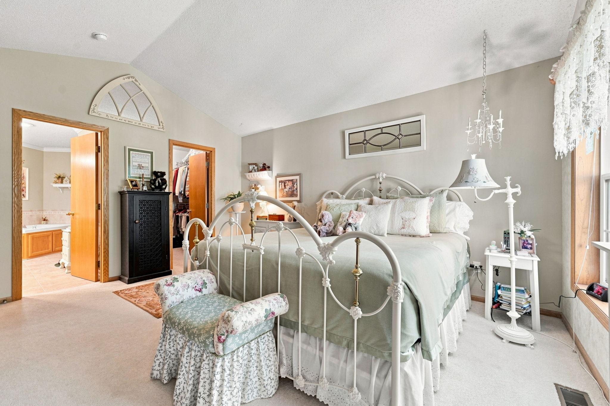 View of Residential at 132 Wedgewood Court, Mahtomedi MN 55115, Mahtomedi (32 of 52) - Mike Wilen | Minnesota Team Real Estate