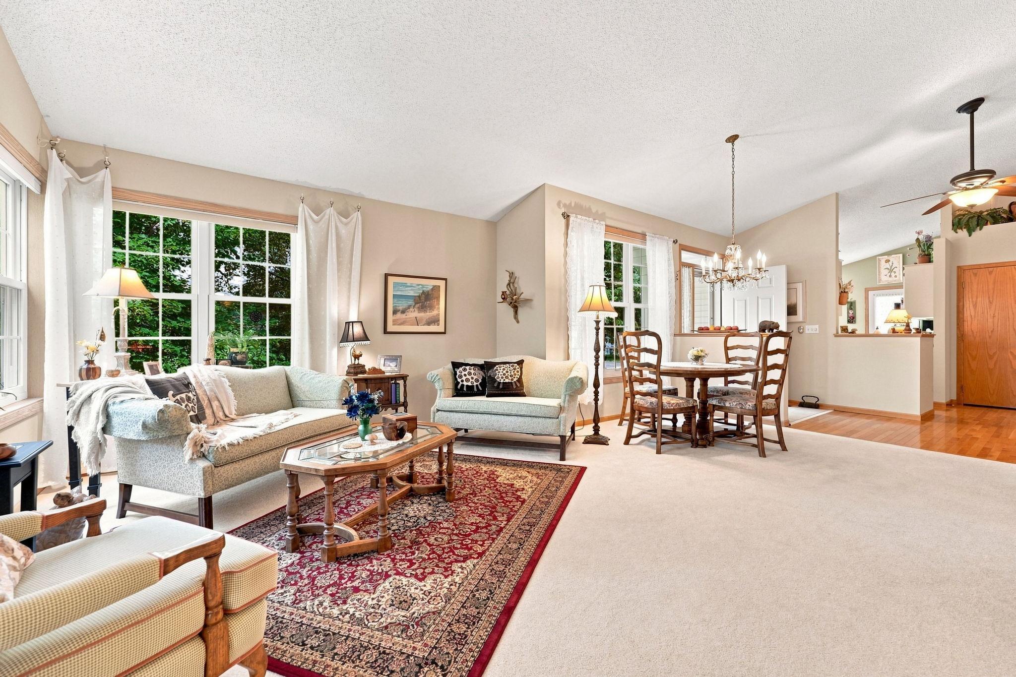 View of Residential at 132 Wedgewood Court, Mahtomedi MN 55115, Mahtomedi (18 of 52) - Mike Wilen | Minnesota Team Real Estate