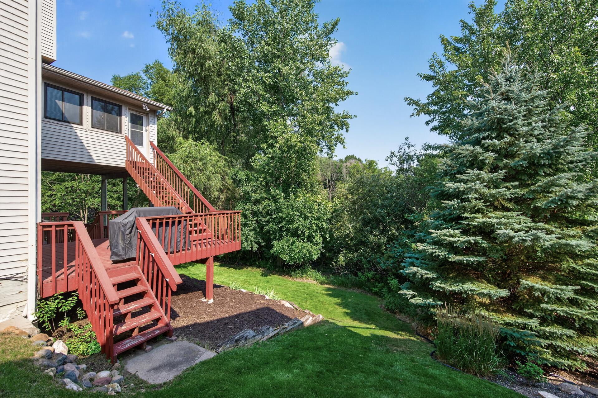 View of Residential at 17126 Jonathan Court, Lakeville MN 55044, Lakeville (25 of 36) - Mike Wilen | Minnesota Team Real Estate