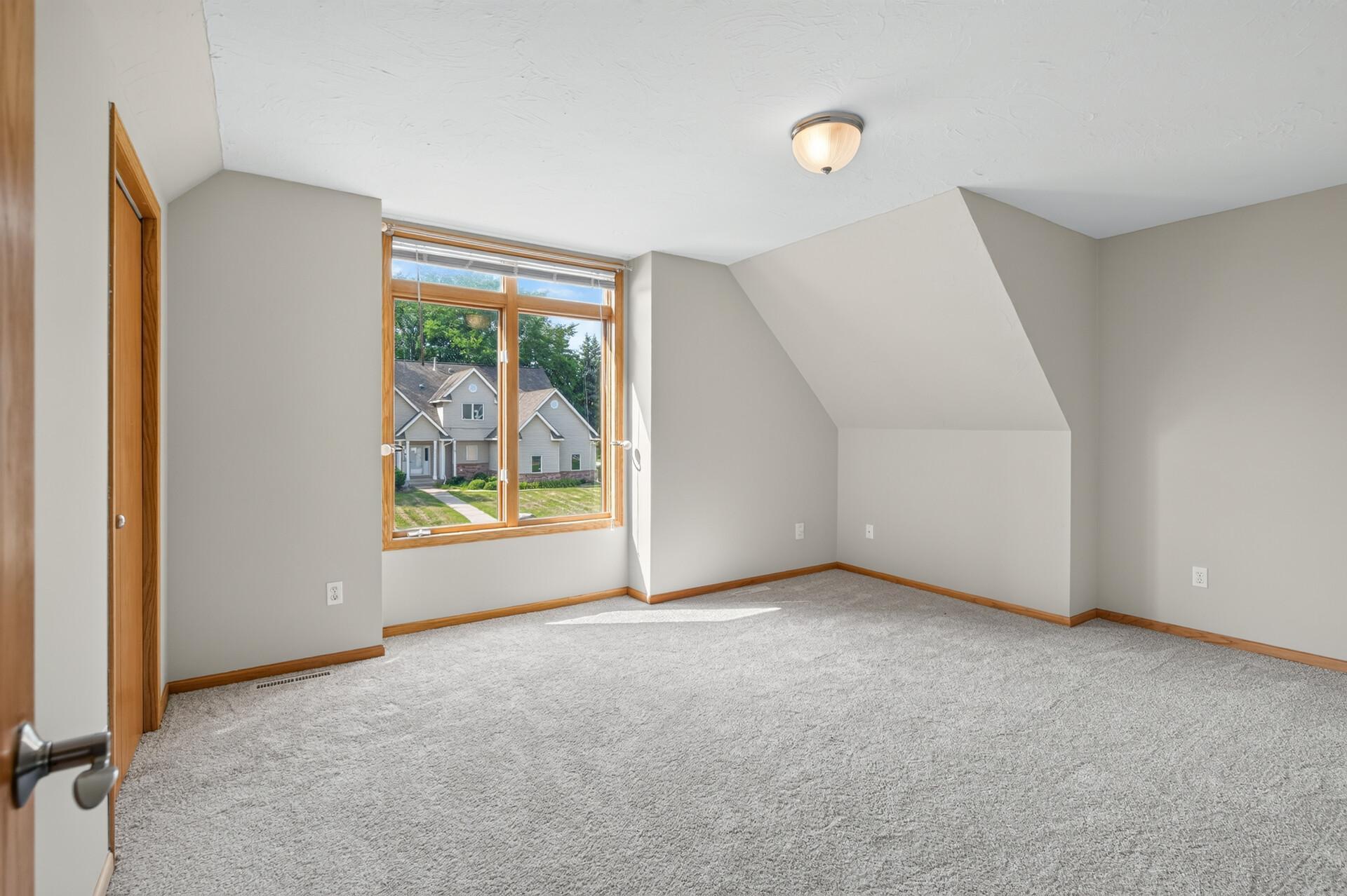 View of Residential at 17126 Jonathan Court, Lakeville MN 55044, Lakeville (19 of 36) - Mike Wilen | Minnesota Team Real Estate