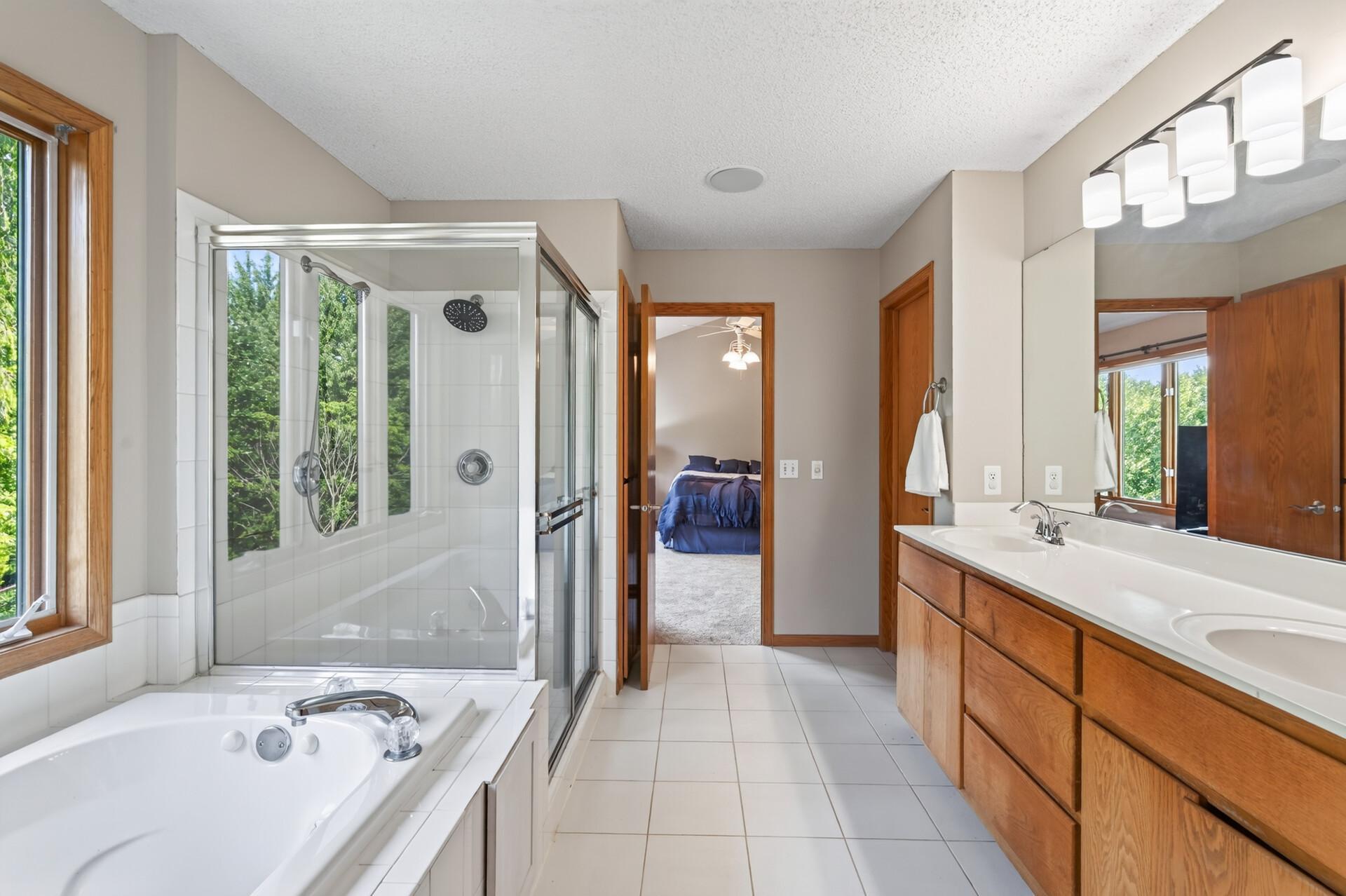 View of Residential at 17126 Jonathan Court, Lakeville MN 55044, Lakeville (18 of 36) - Mike Wilen | Minnesota Team Real Estate