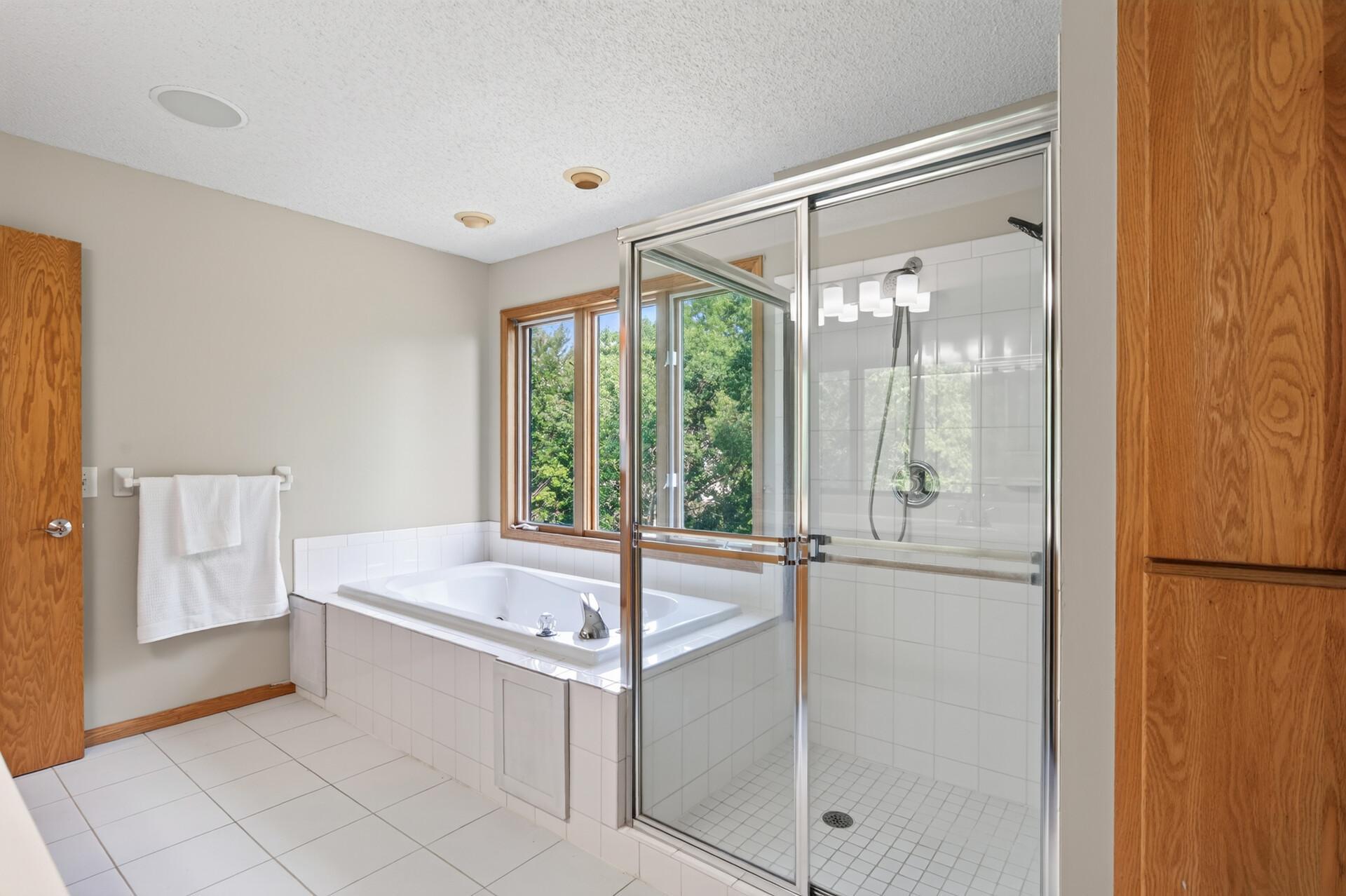 View of Residential at 17126 Jonathan Court, Lakeville MN 55044, Lakeville (17 of 36) - Mike Wilen | Minnesota Team Real Estate