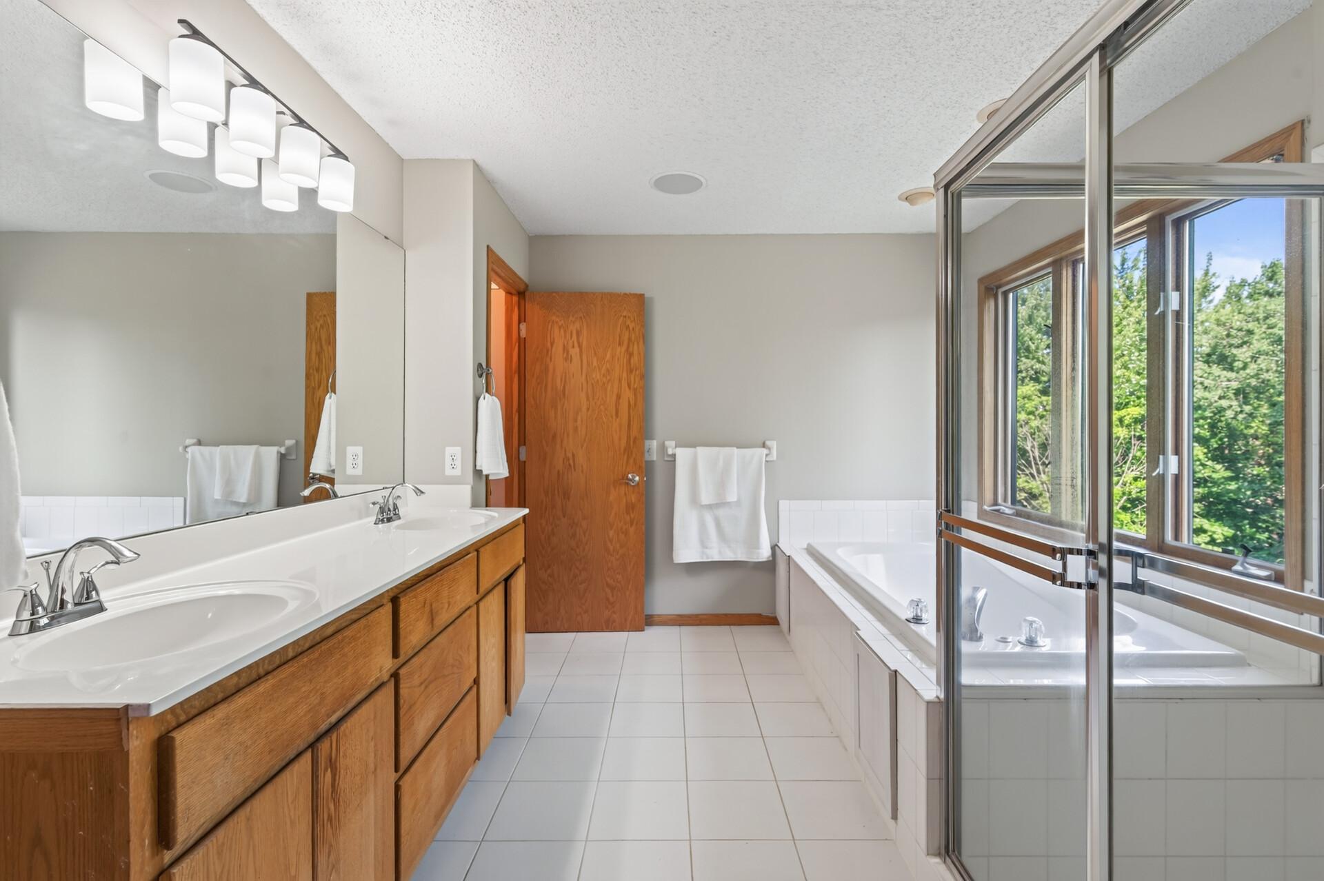 View of Residential at 17126 Jonathan Court, Lakeville MN 55044, Lakeville (16 of 36) - Mike Wilen | Minnesota Team Real Estate