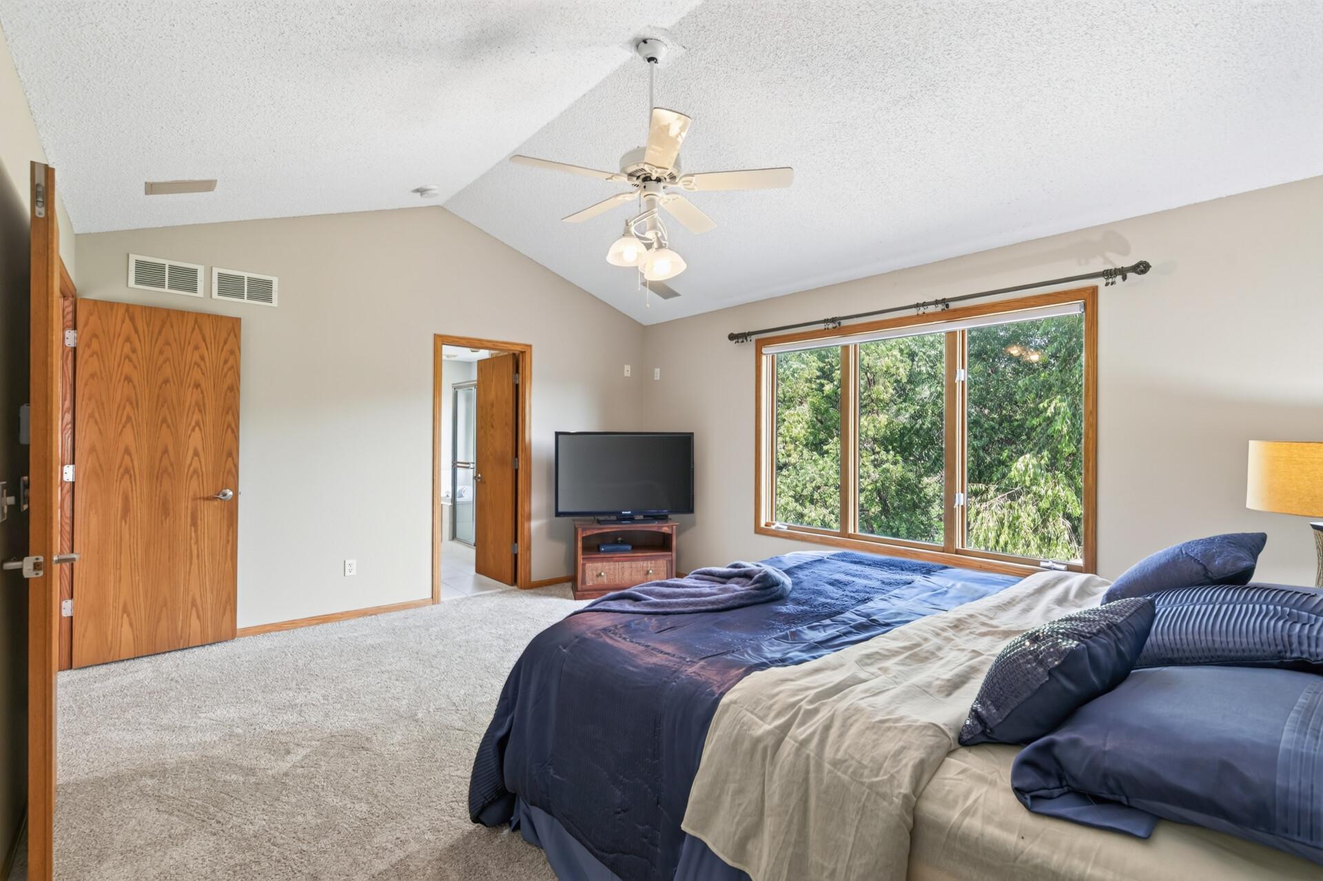 View of Residential at 17126 Jonathan Court, Lakeville MN 55044, Lakeville (15 of 36) - Mike Wilen | Minnesota Team Real Estate