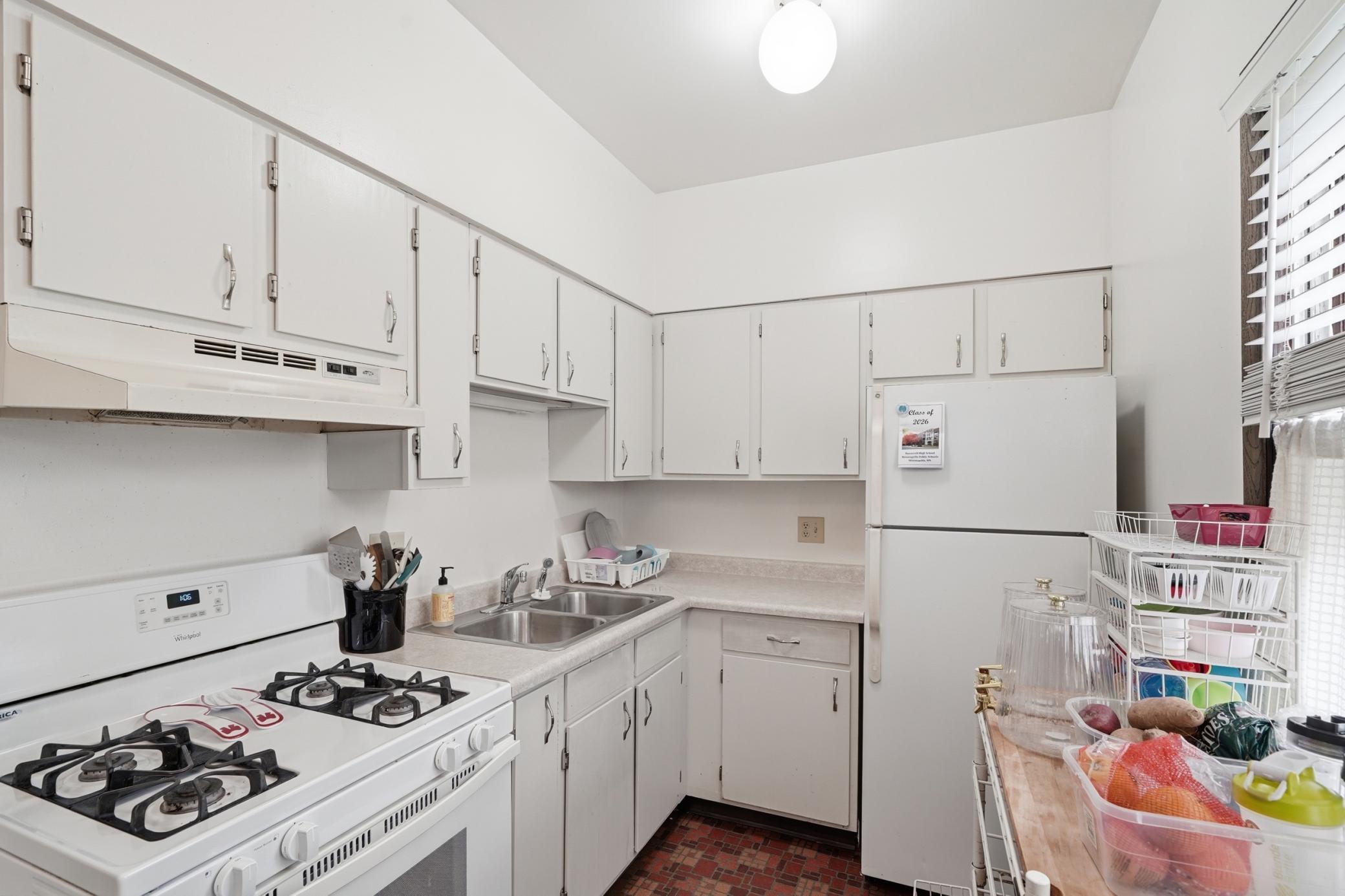 View of Residential Income at 2303 22nd Avenue, Minneapolis MN 55404, Minneapolis (10 of 28) - Mike Wilen | Minnesota Team Real Estate
