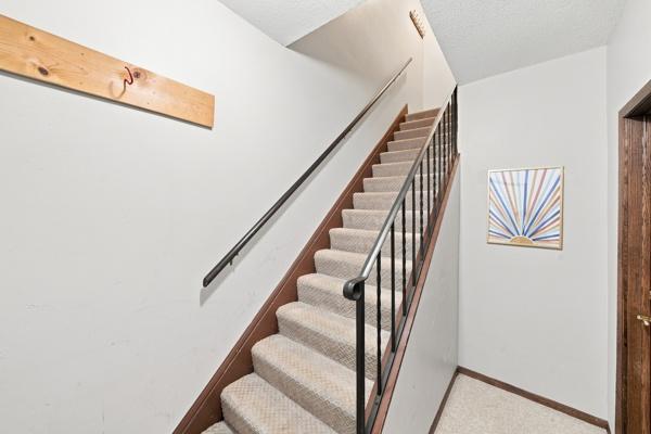 View of Residential Income at 2303 22nd Avenue, Minneapolis MN 55404, Minneapolis (15 of 28) - Mike Wilen | Minnesota Team Real Estate